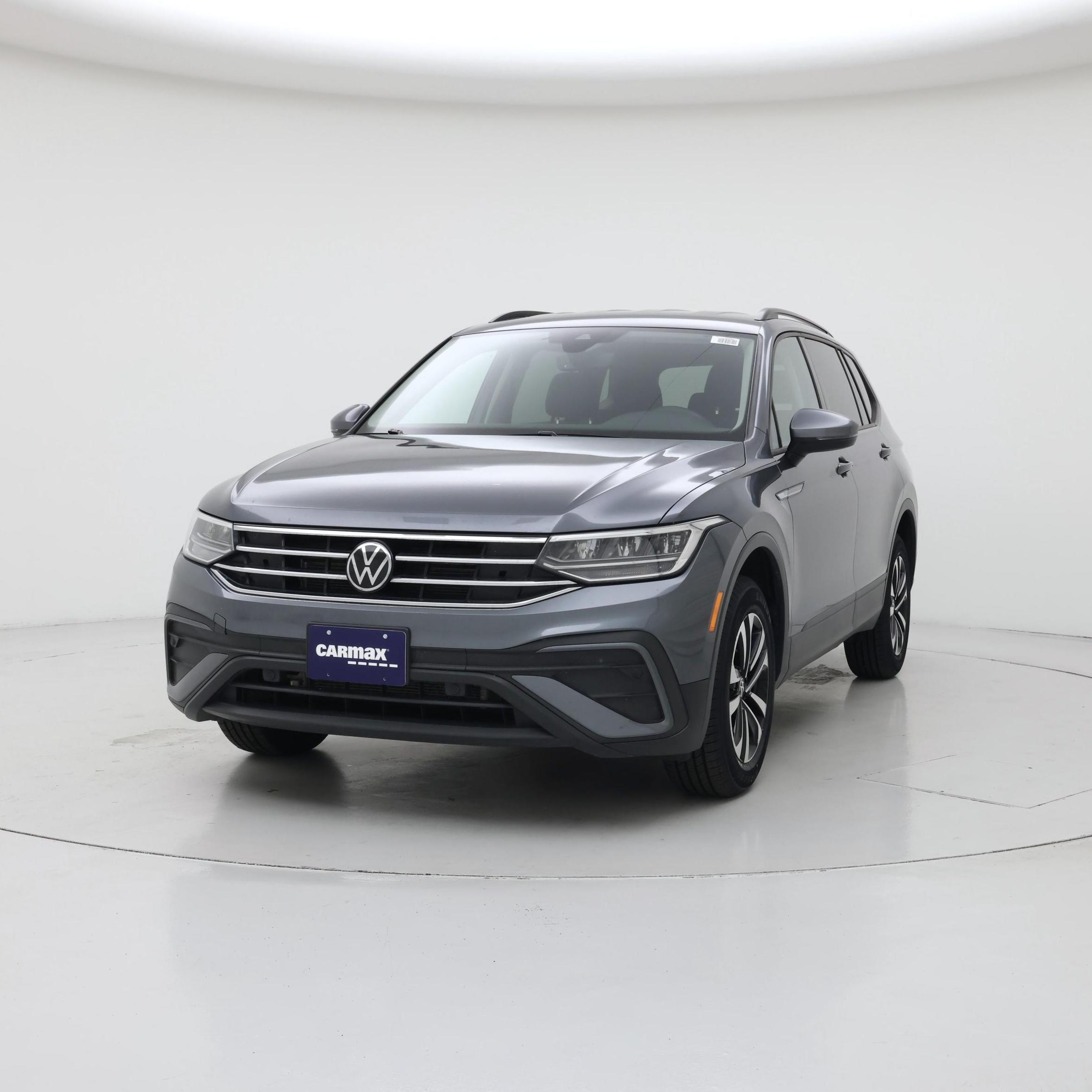 Thumbnail: 2022 Volkswagen Tiguan - 4