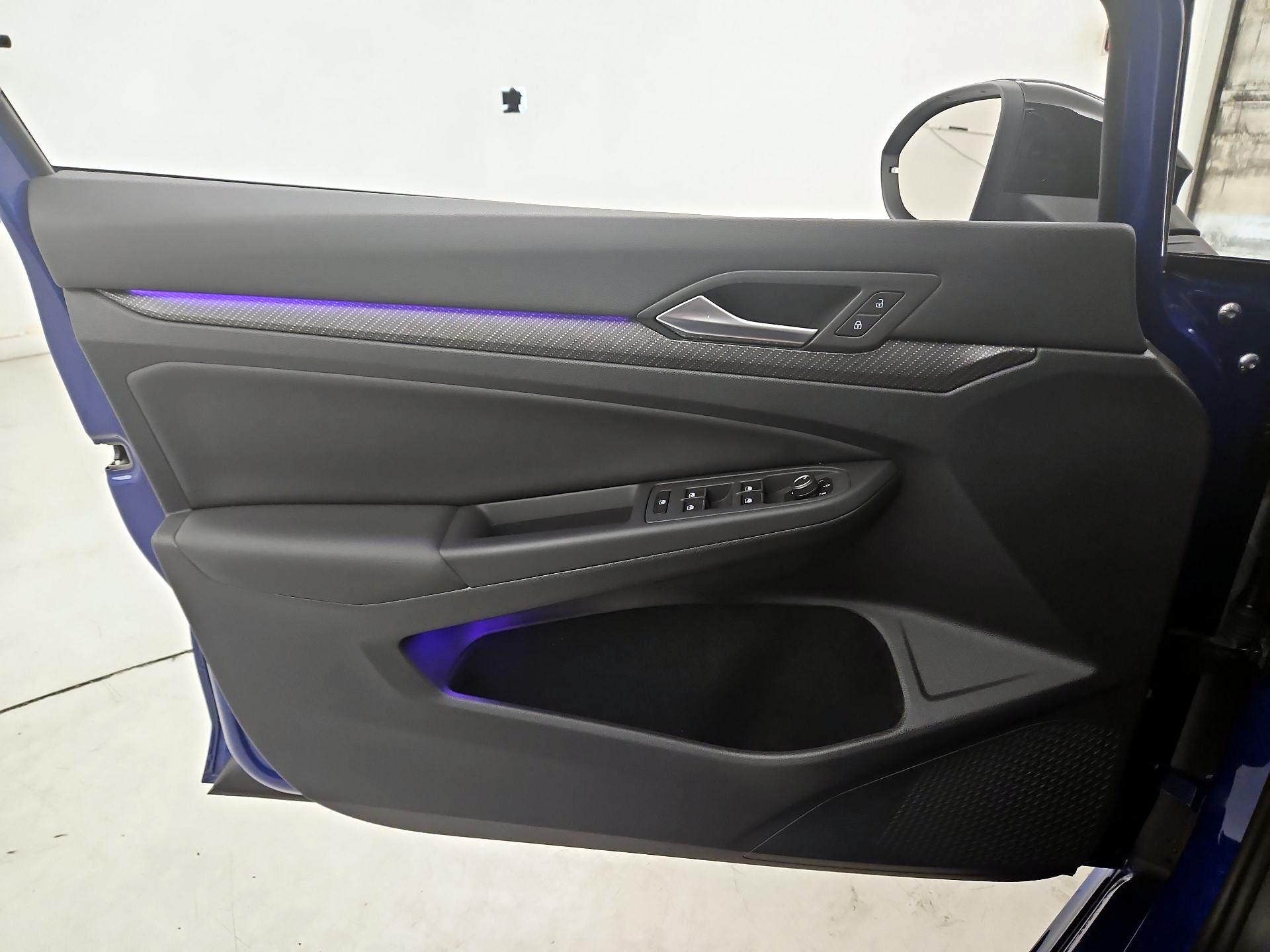 Thumbnail: 2024 Volkswagen Golf - 12