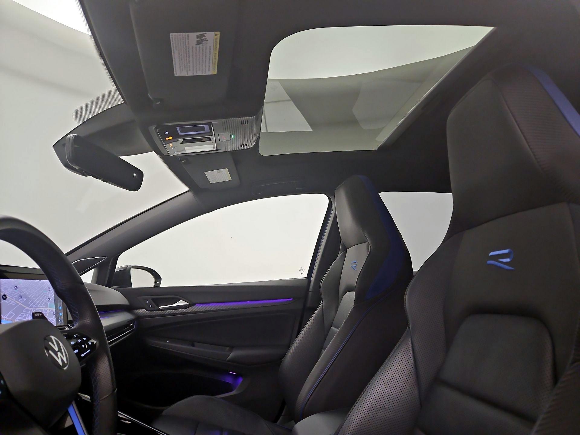 Thumbnail: 2024 Volkswagen Golf - 20