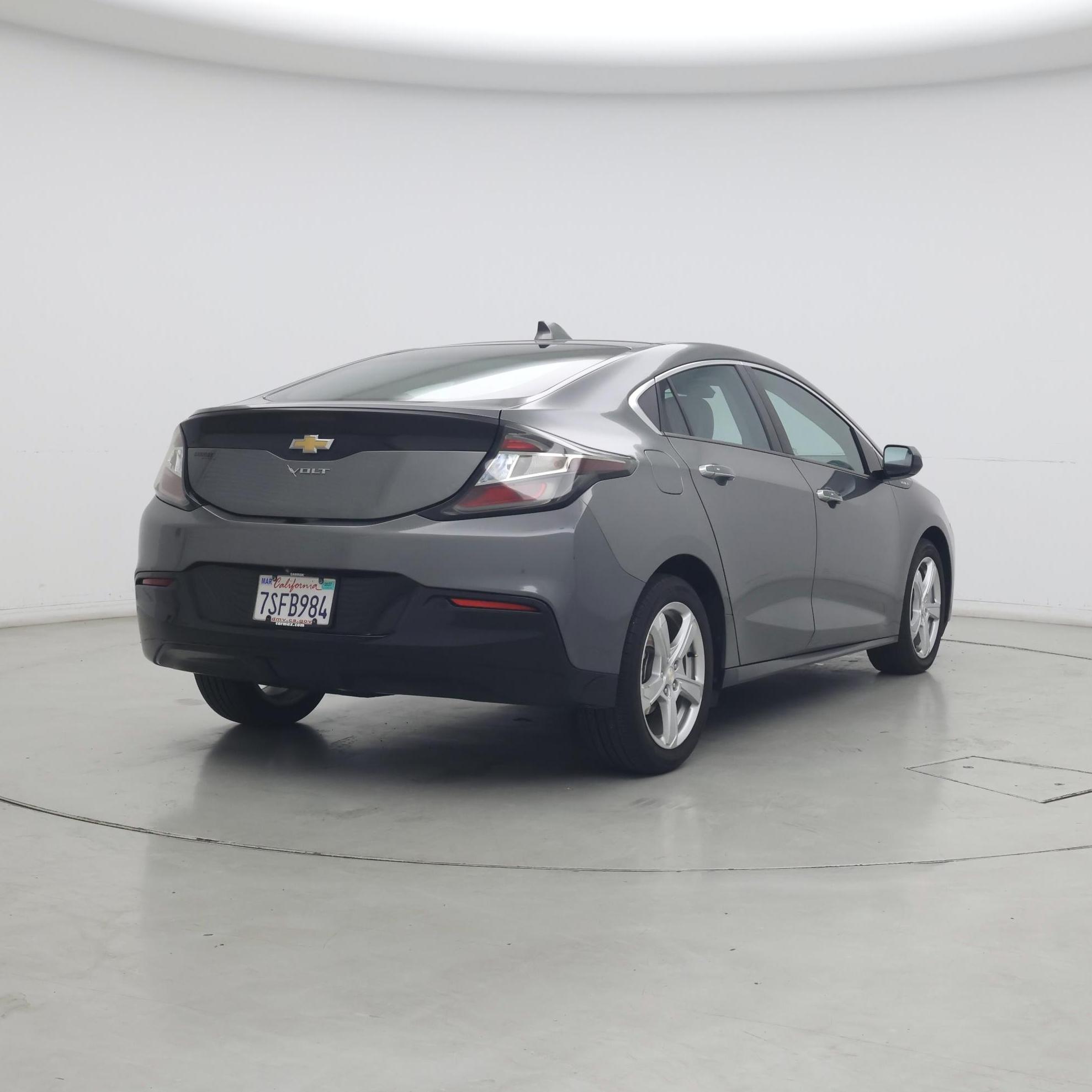 Thumbnail: 2017 Chevrolet Volt - 8