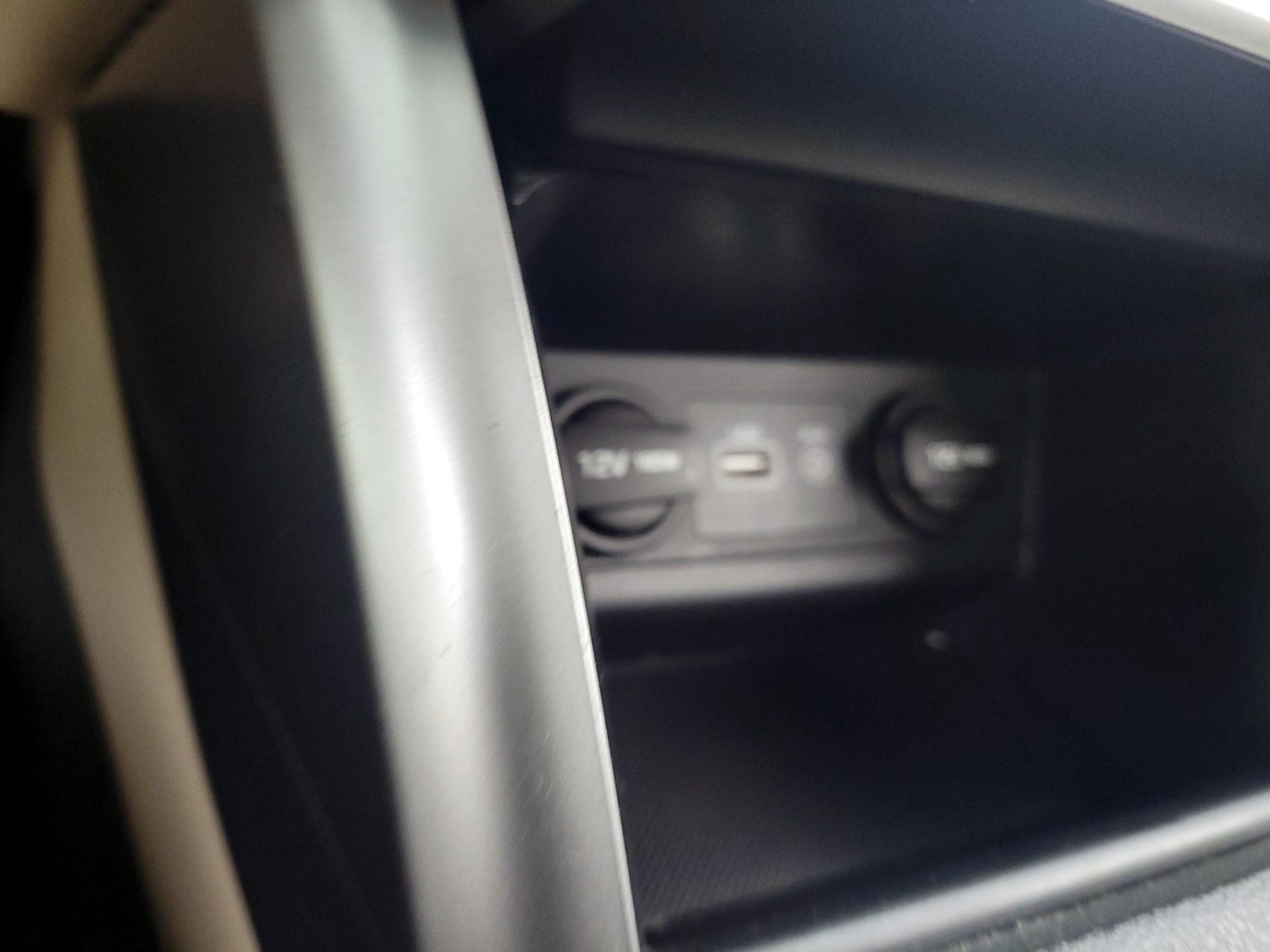 Thumbnail: 2015 Hyundai Sonata - 18