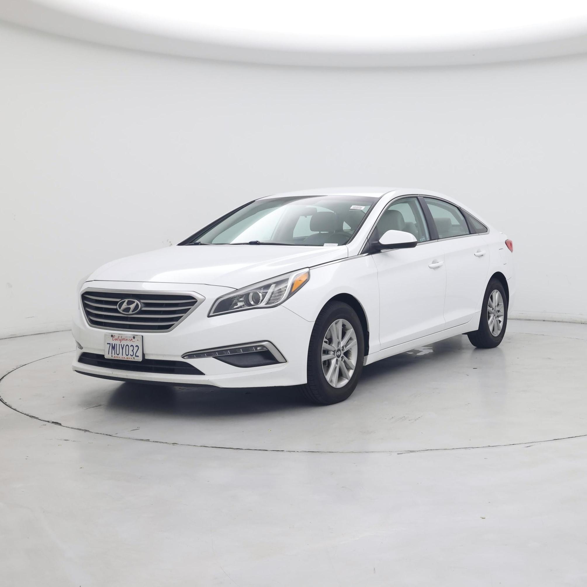 Thumbnail: 2015 Hyundai Sonata - 4