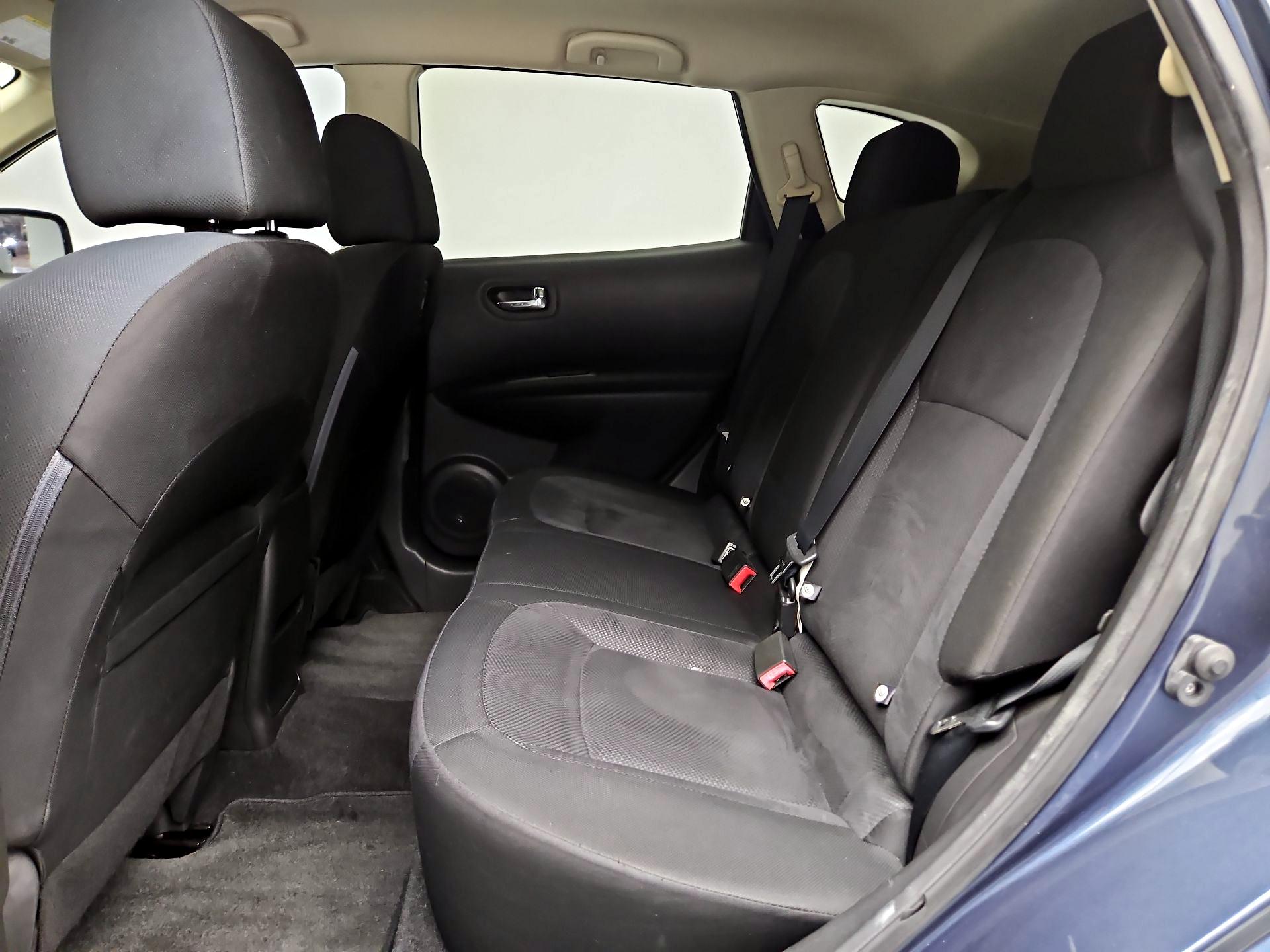 Thumbnail: 2014 Nissan Rogue - 18