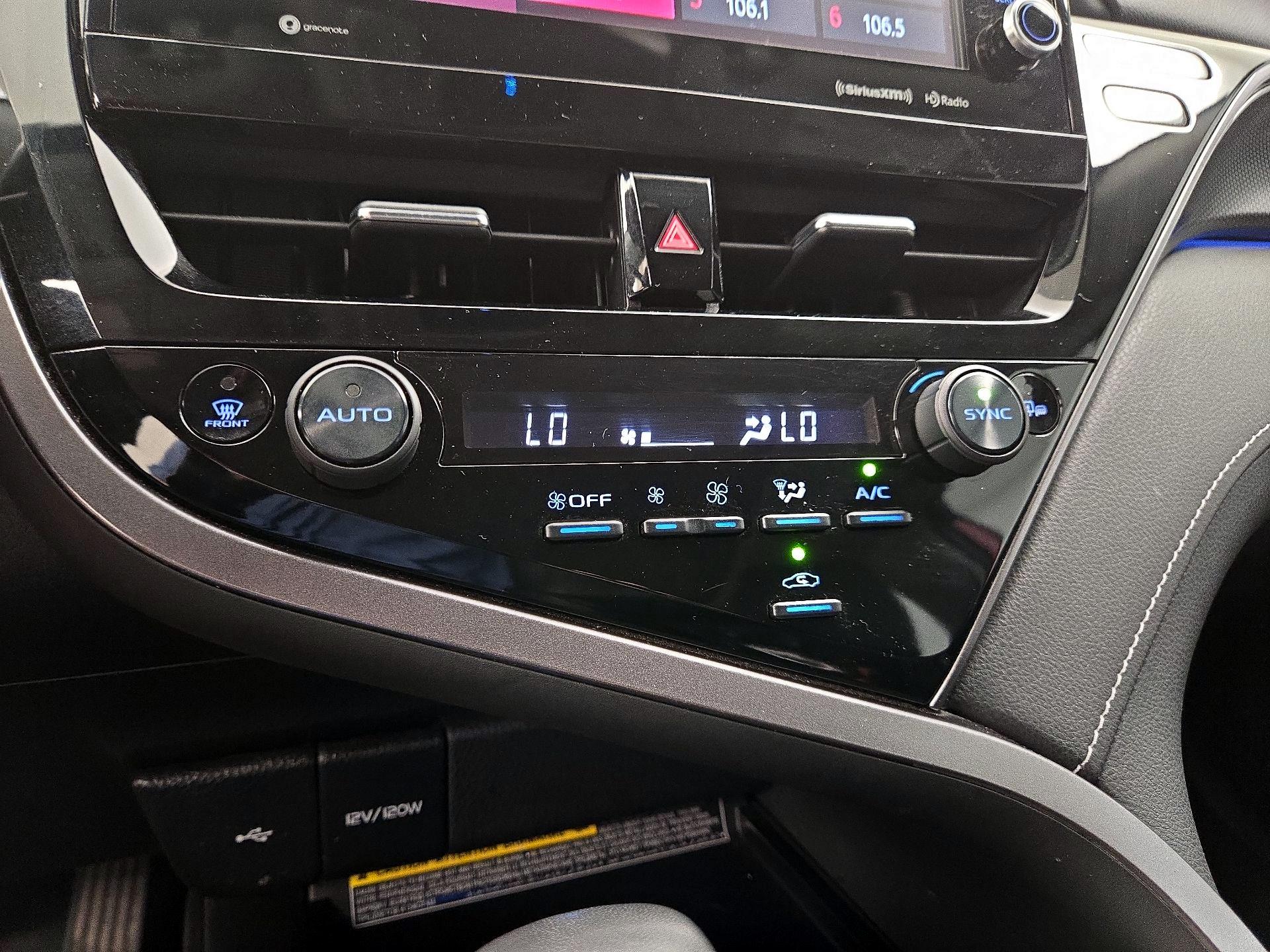 Thumbnail: 2021 Toyota Camry - 16