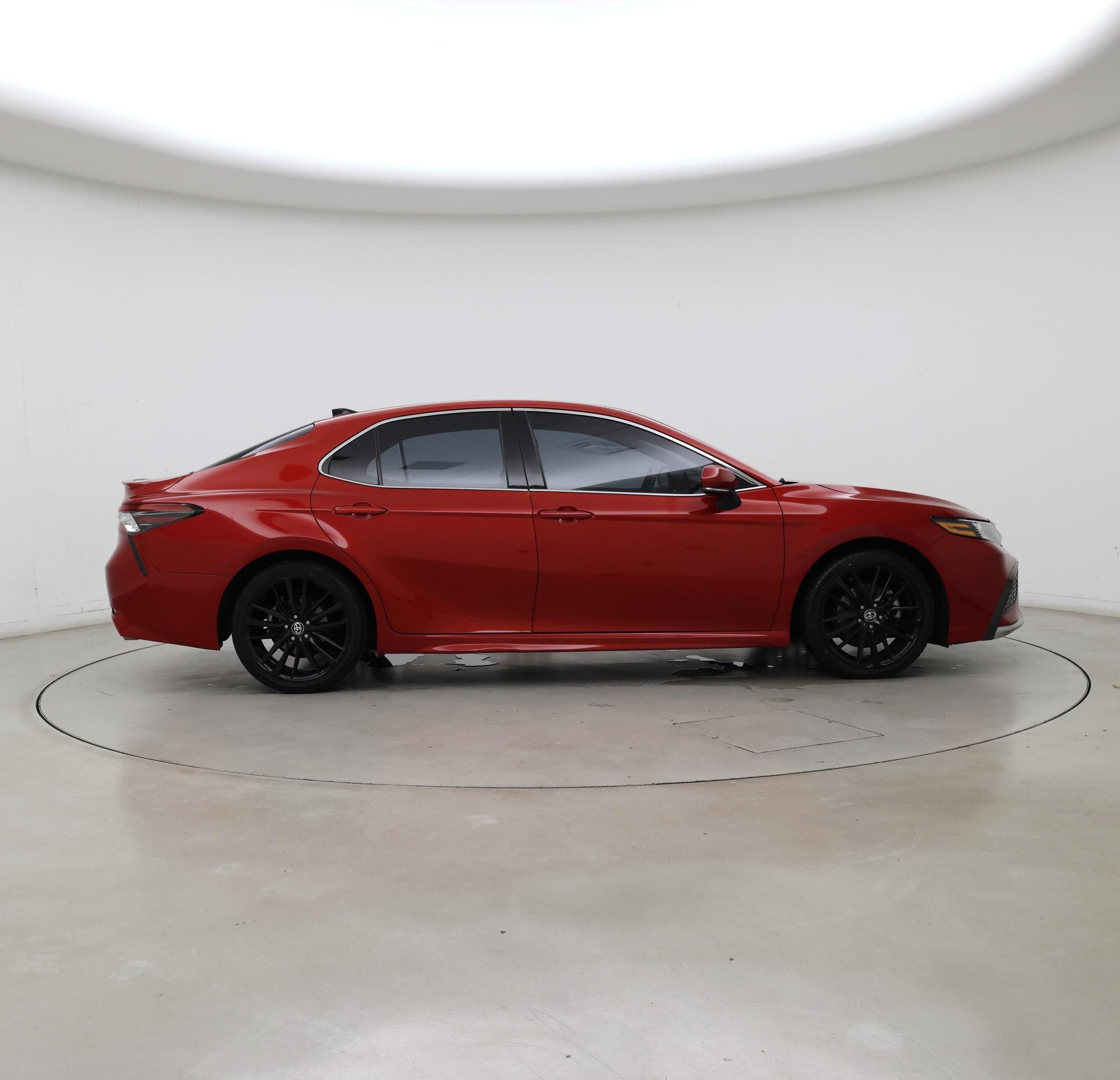 Thumbnail: 2021 Toyota Camry - 7