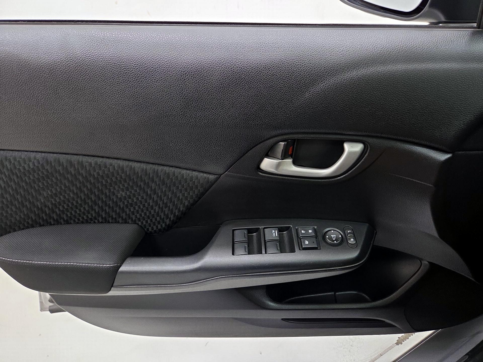 Thumbnail: 2014 Honda Civic - 12