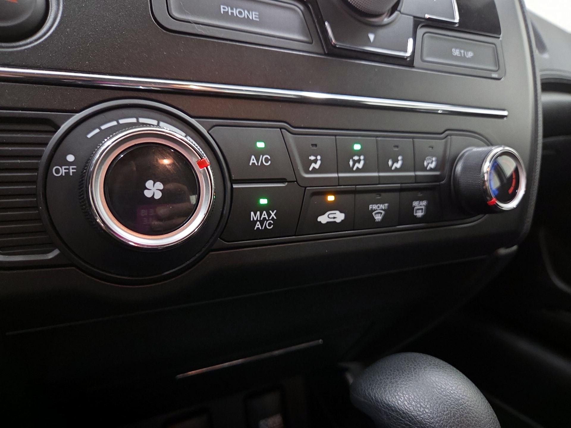Thumbnail: 2014 Honda Civic - 16