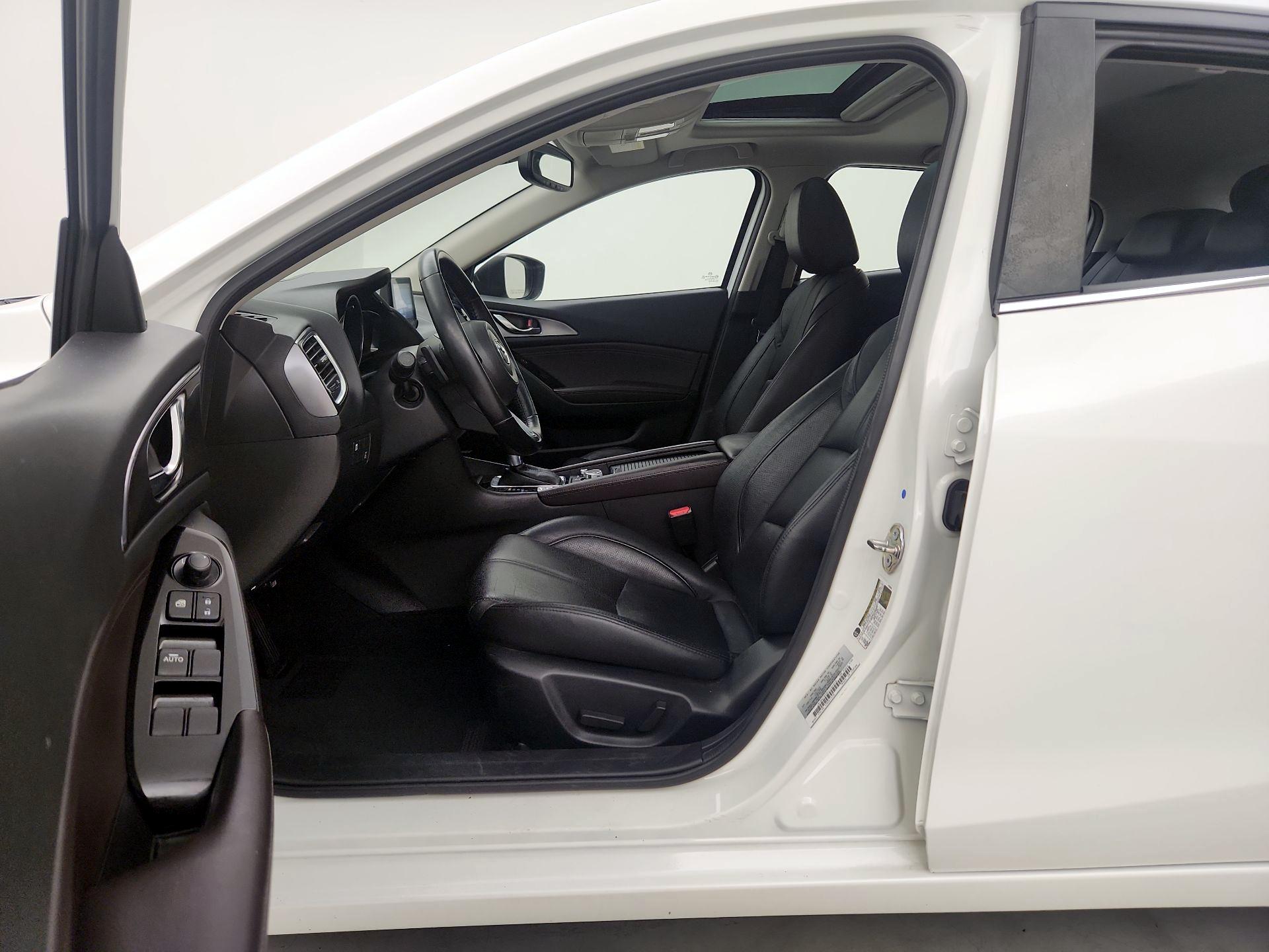 Thumbnail: 2017 Mazda Mazda3 - 11