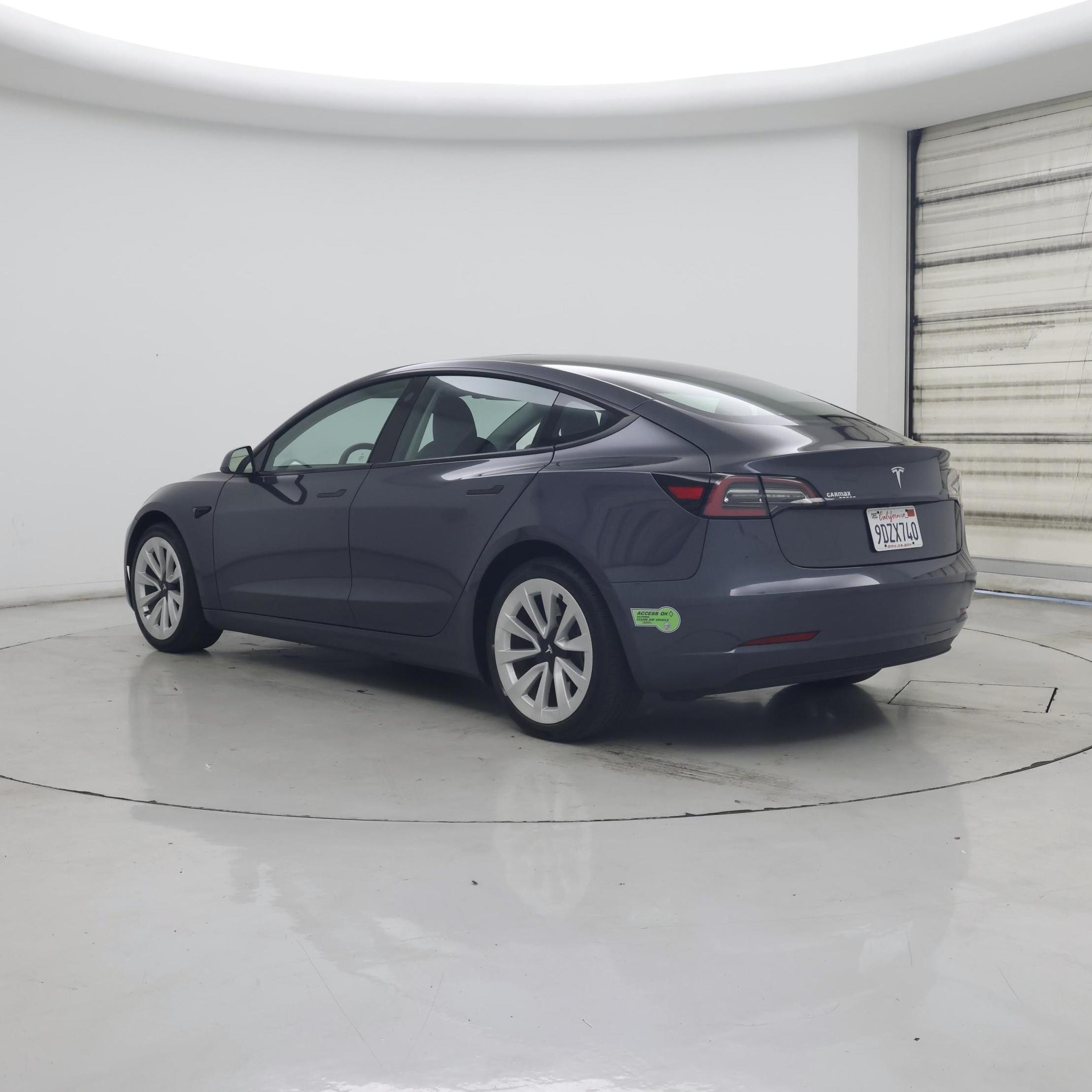Thumbnail: 2023 Tesla Model 3 - 2