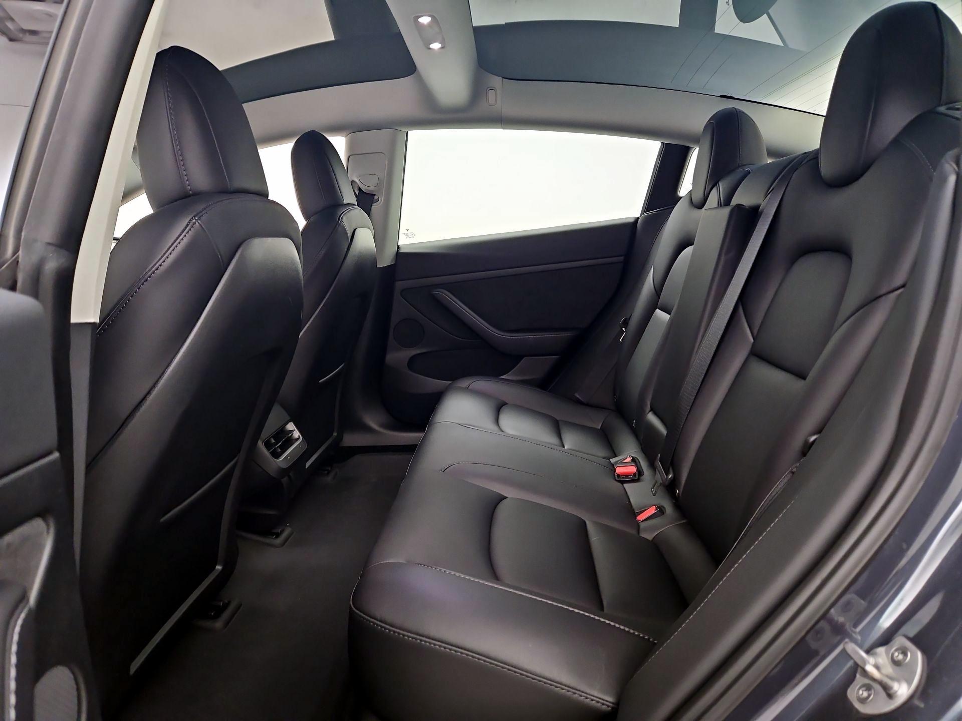Thumbnail: 2023 Tesla Model 3 - 20
