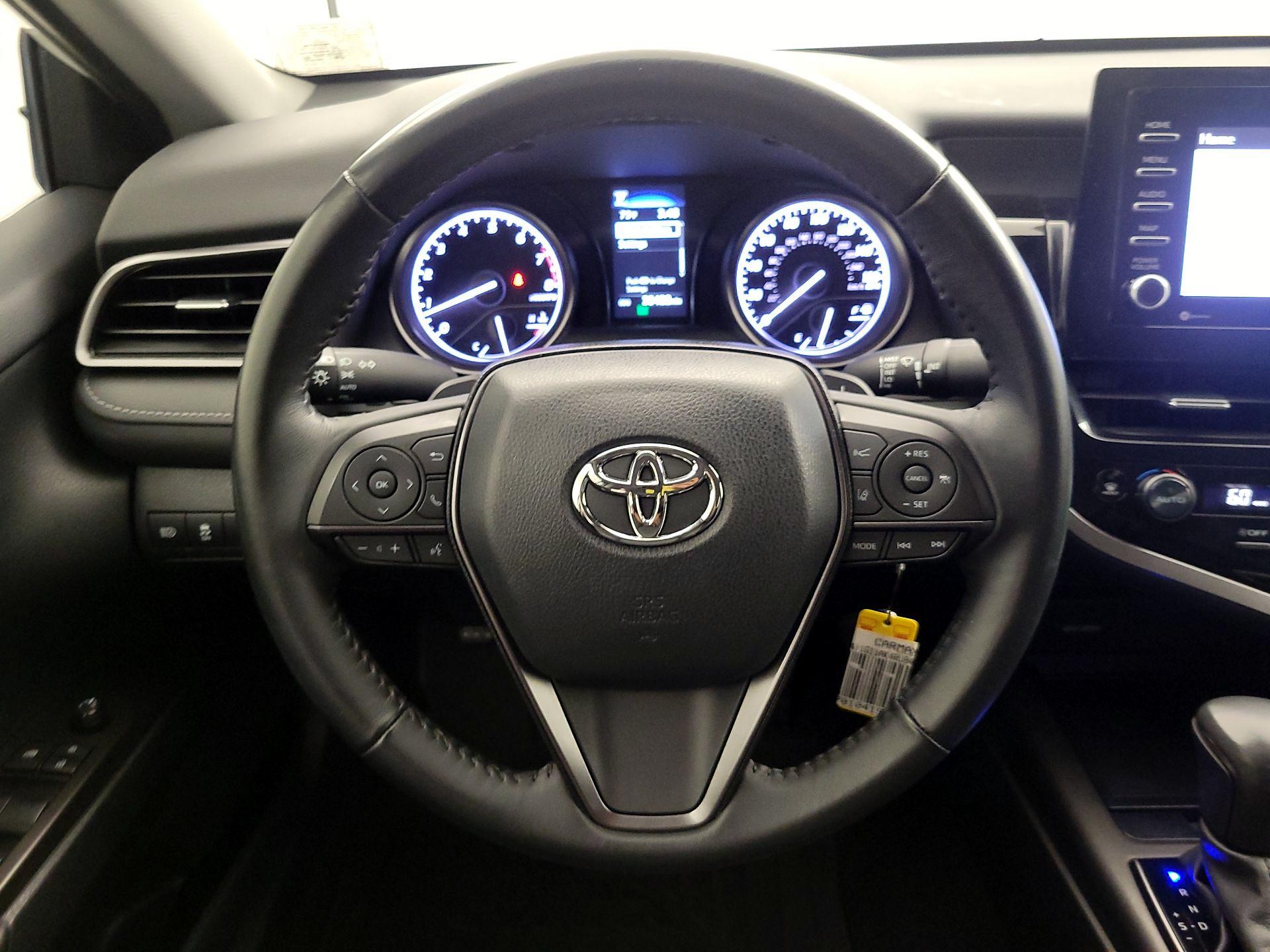 Thumbnail: 2024 Toyota Camry - 10