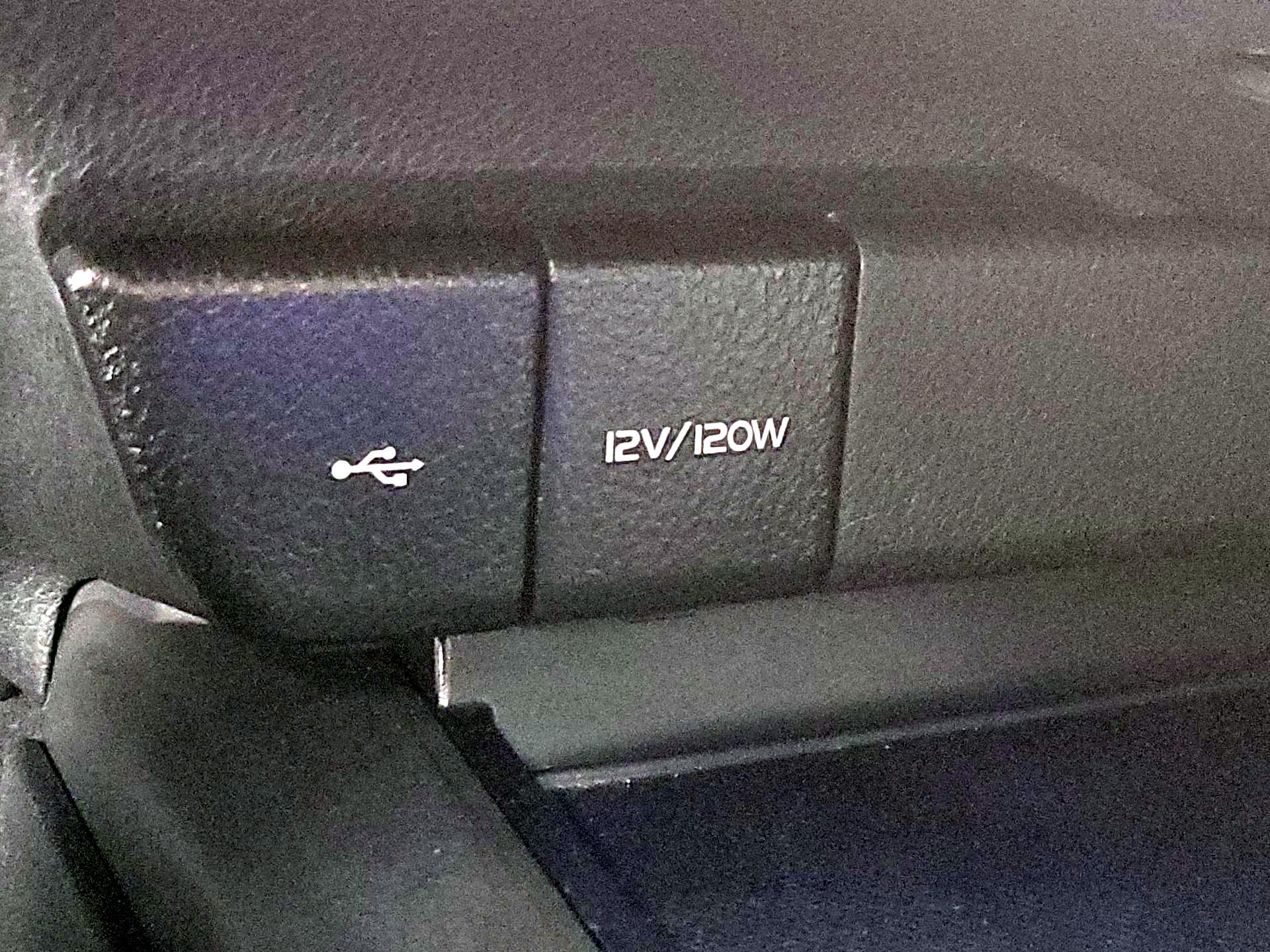 Thumbnail: 2024 Toyota Camry - 18