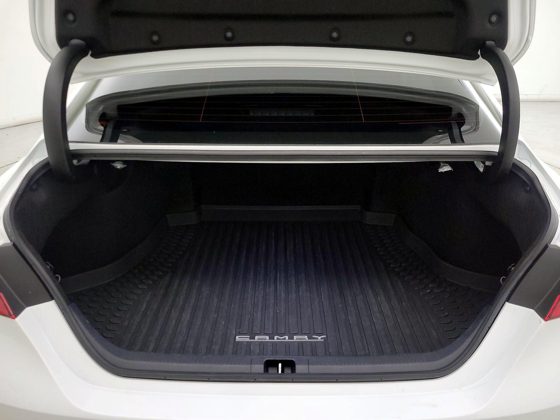 Thumbnail: 2024 Toyota Camry - 20