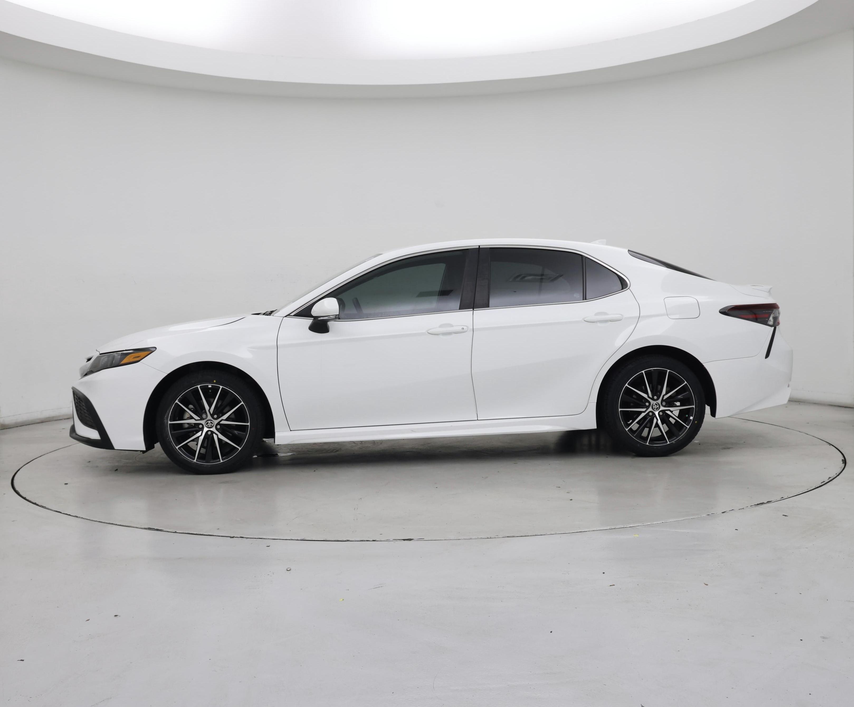 Thumbnail: 2024 Toyota Camry - 3