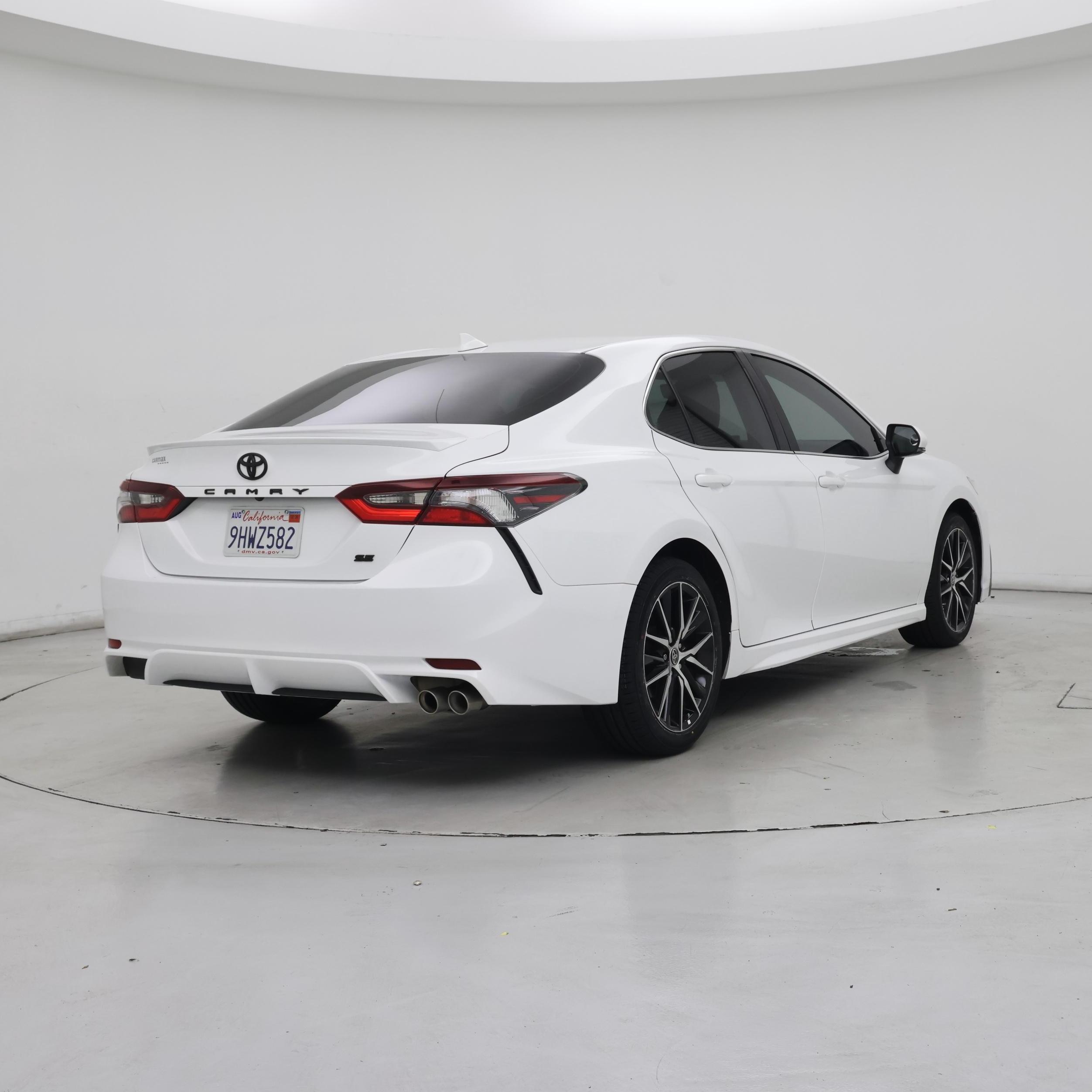 Thumbnail: 2024 Toyota Camry - 8