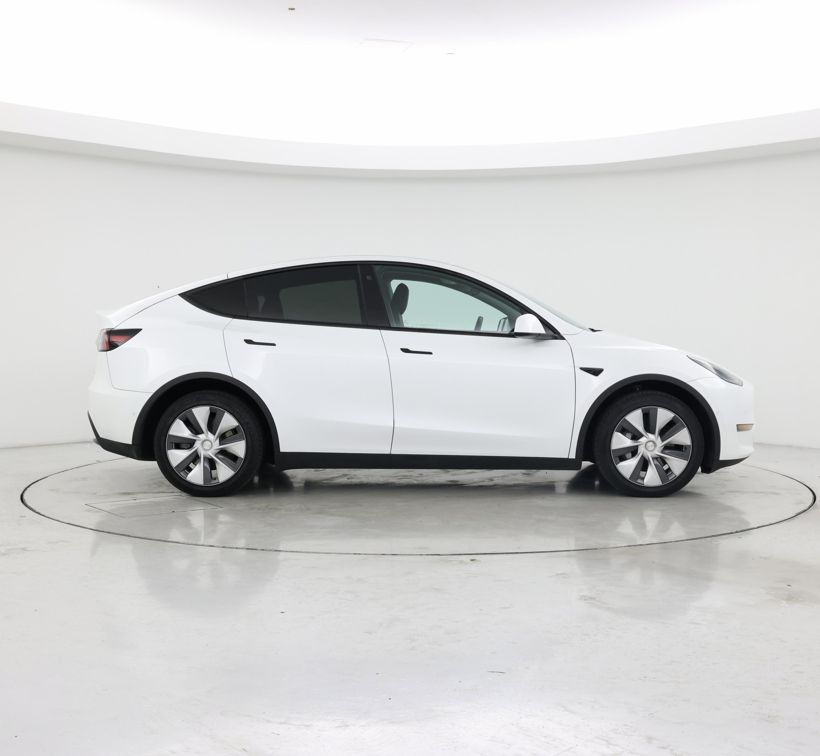Thumbnail: 2022 Tesla Model Y - 7