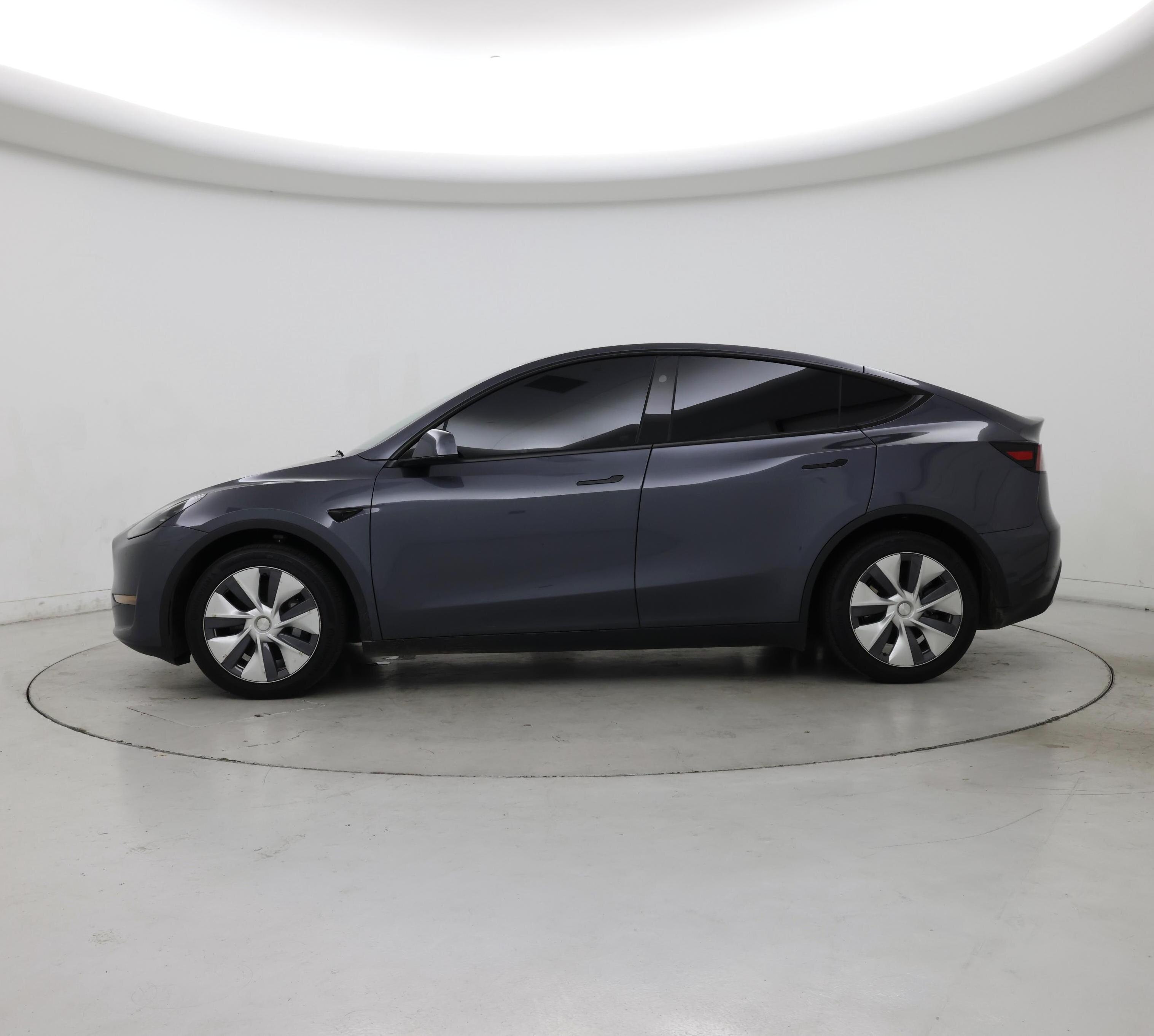 Thumbnail: 2023 Tesla Model Y - 3