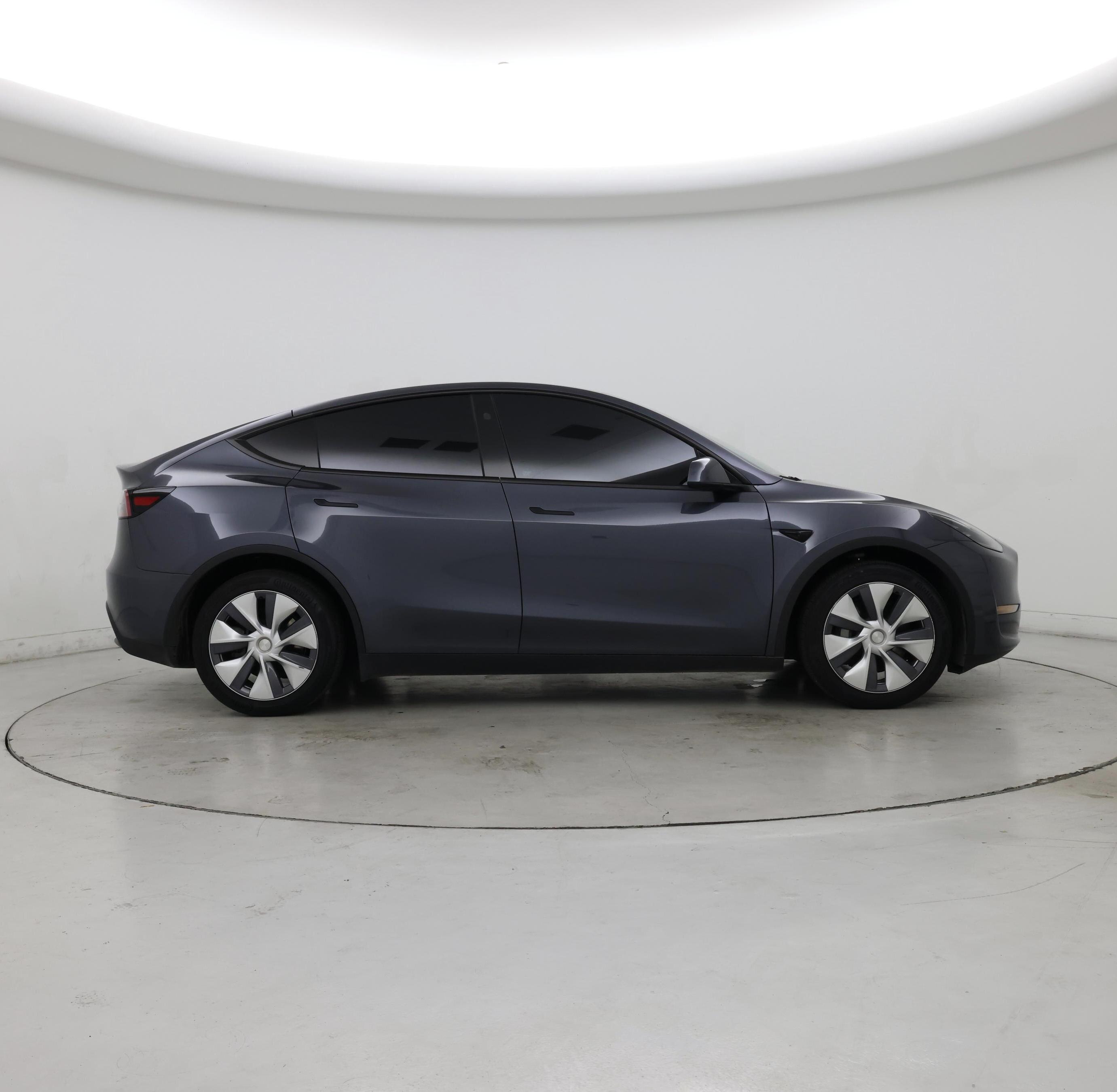 Thumbnail: 2023 Tesla Model Y - 7