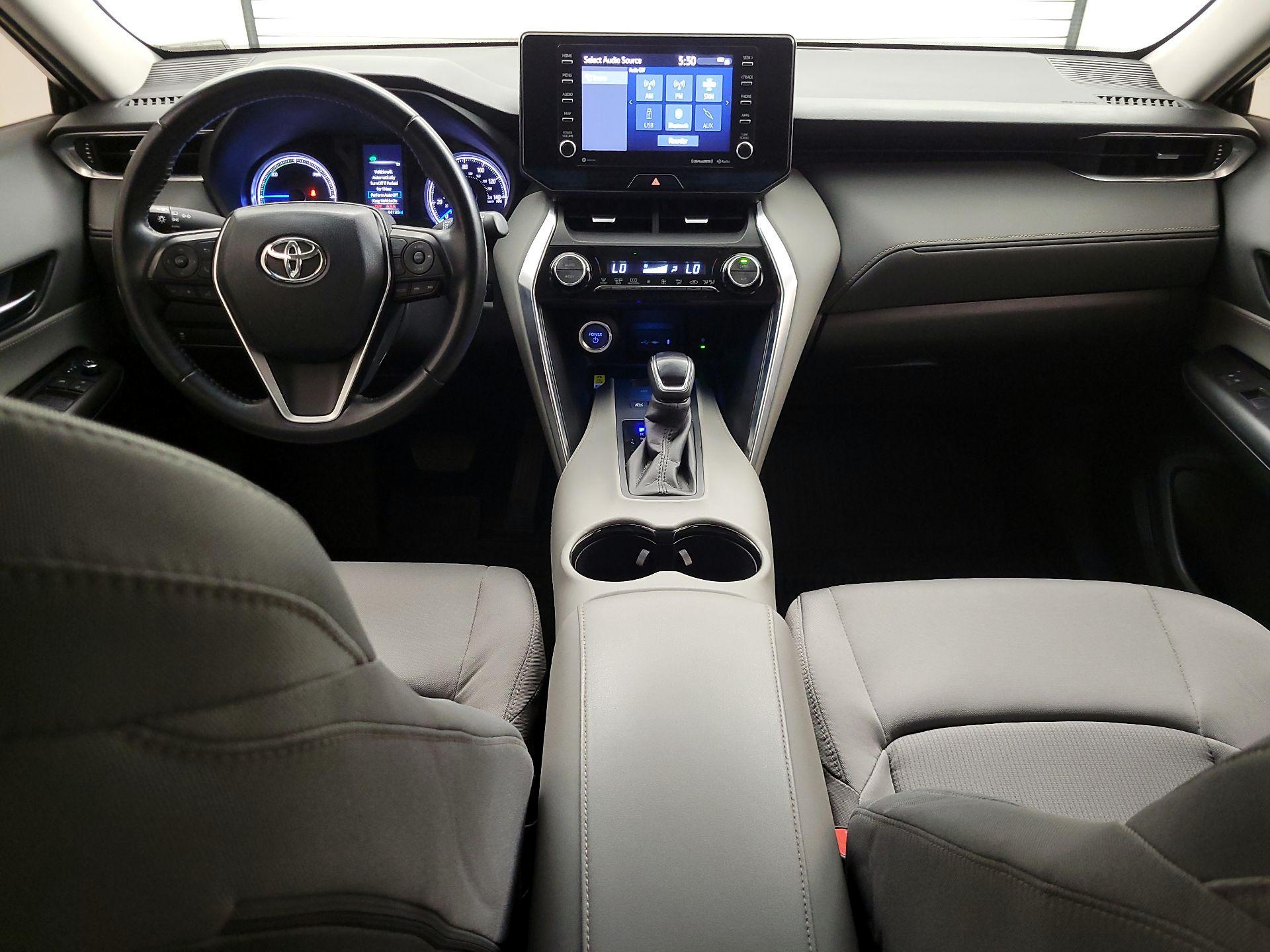 Thumbnail: 2022 Toyota Venza - 9