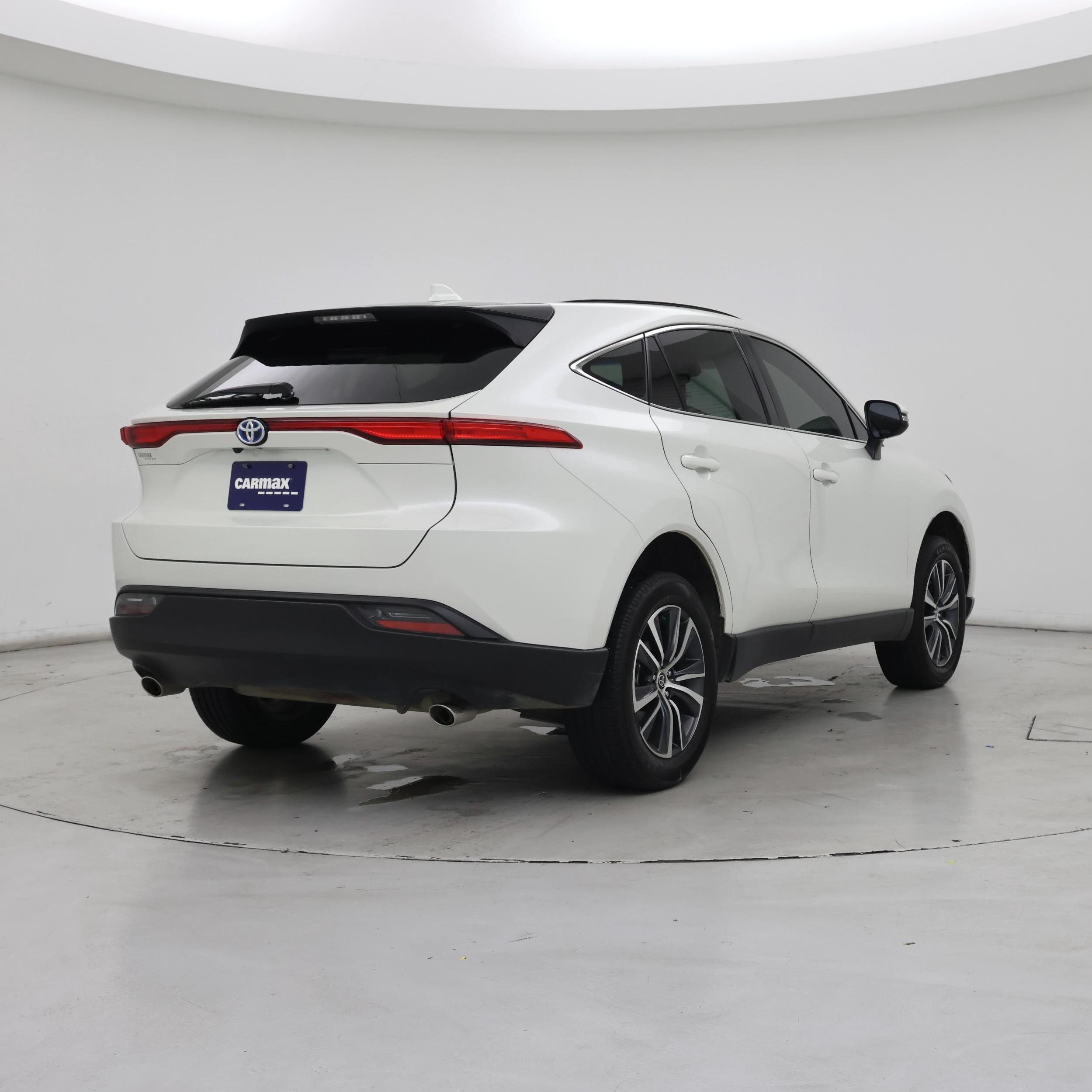 Thumbnail: 2022 Toyota Venza - 8