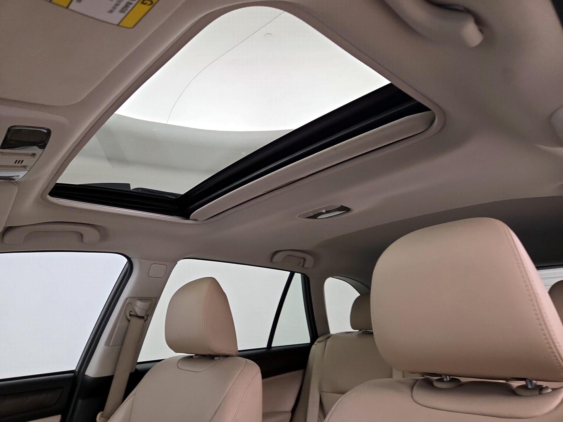 Thumbnail: 2017 Subaru Outback - 20