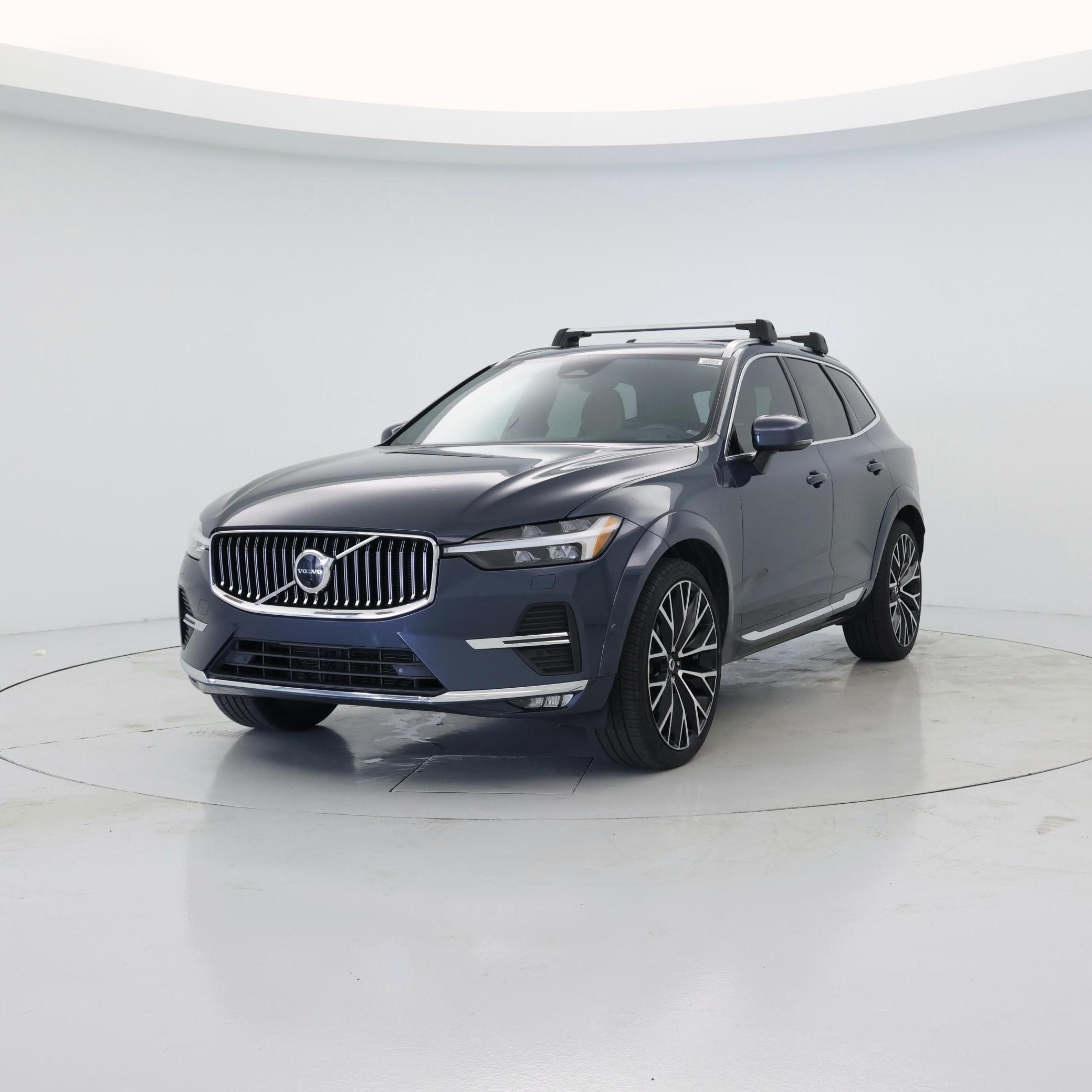 Thumbnail: 2022 Volvo XC60 - 4