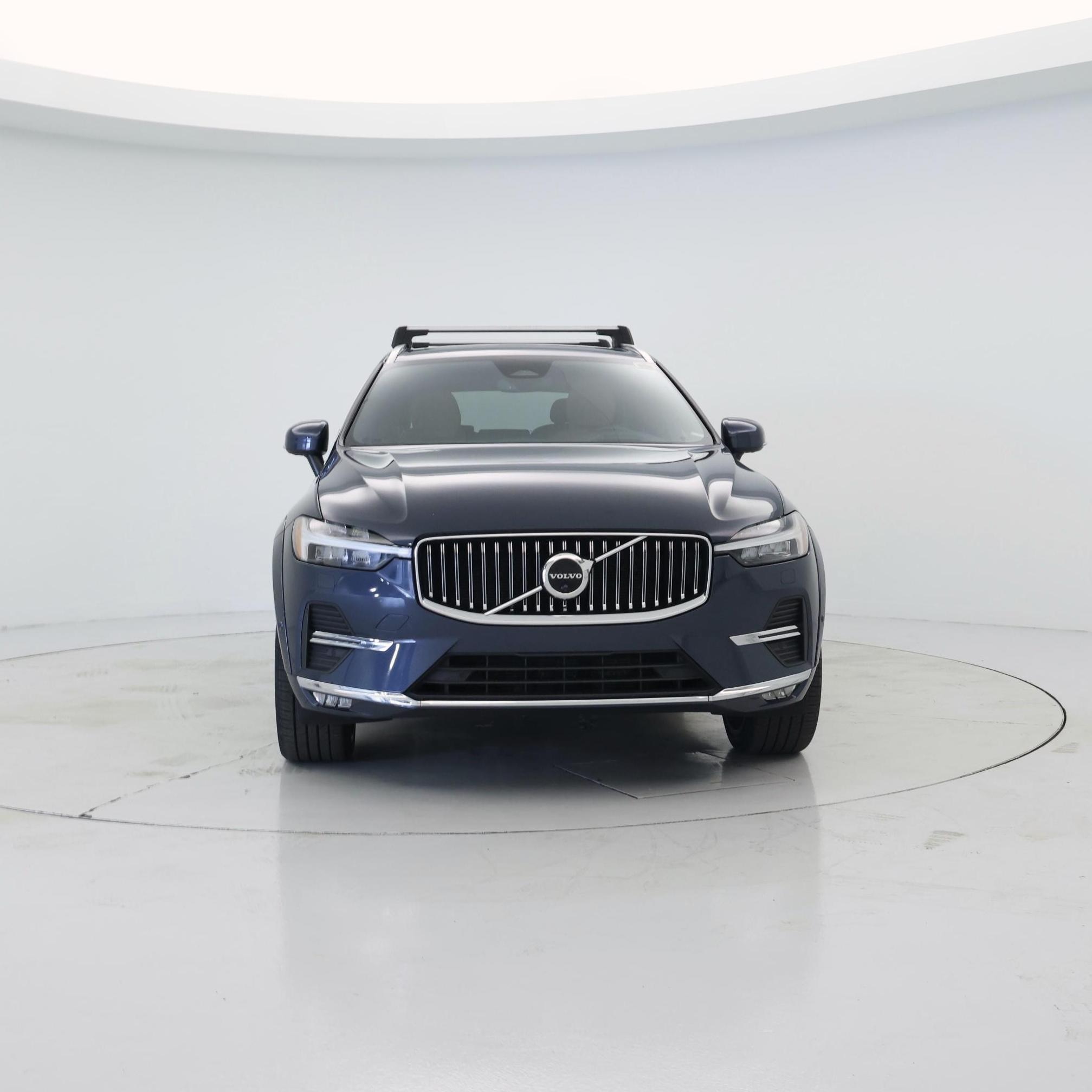 Thumbnail: 2022 Volvo XC60 - 5
