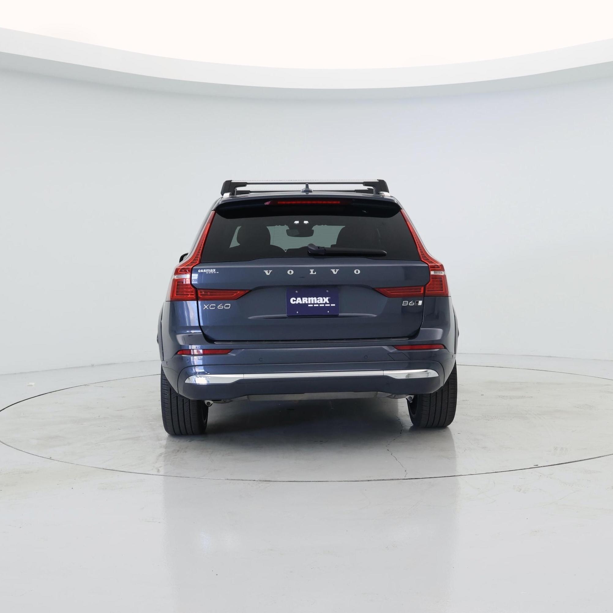 Thumbnail: 2022 Volvo XC60 - 6