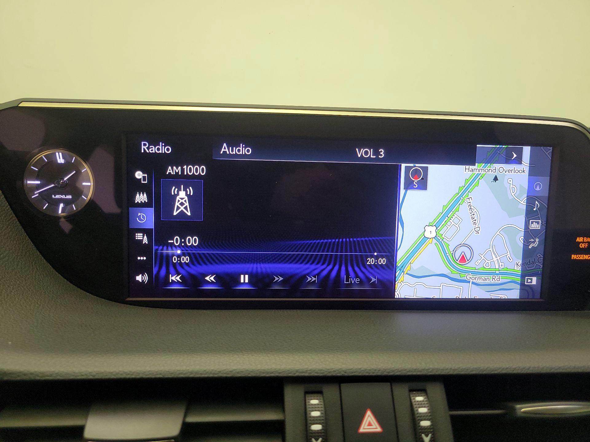 Thumbnail: 2019 Lexus ES - 16