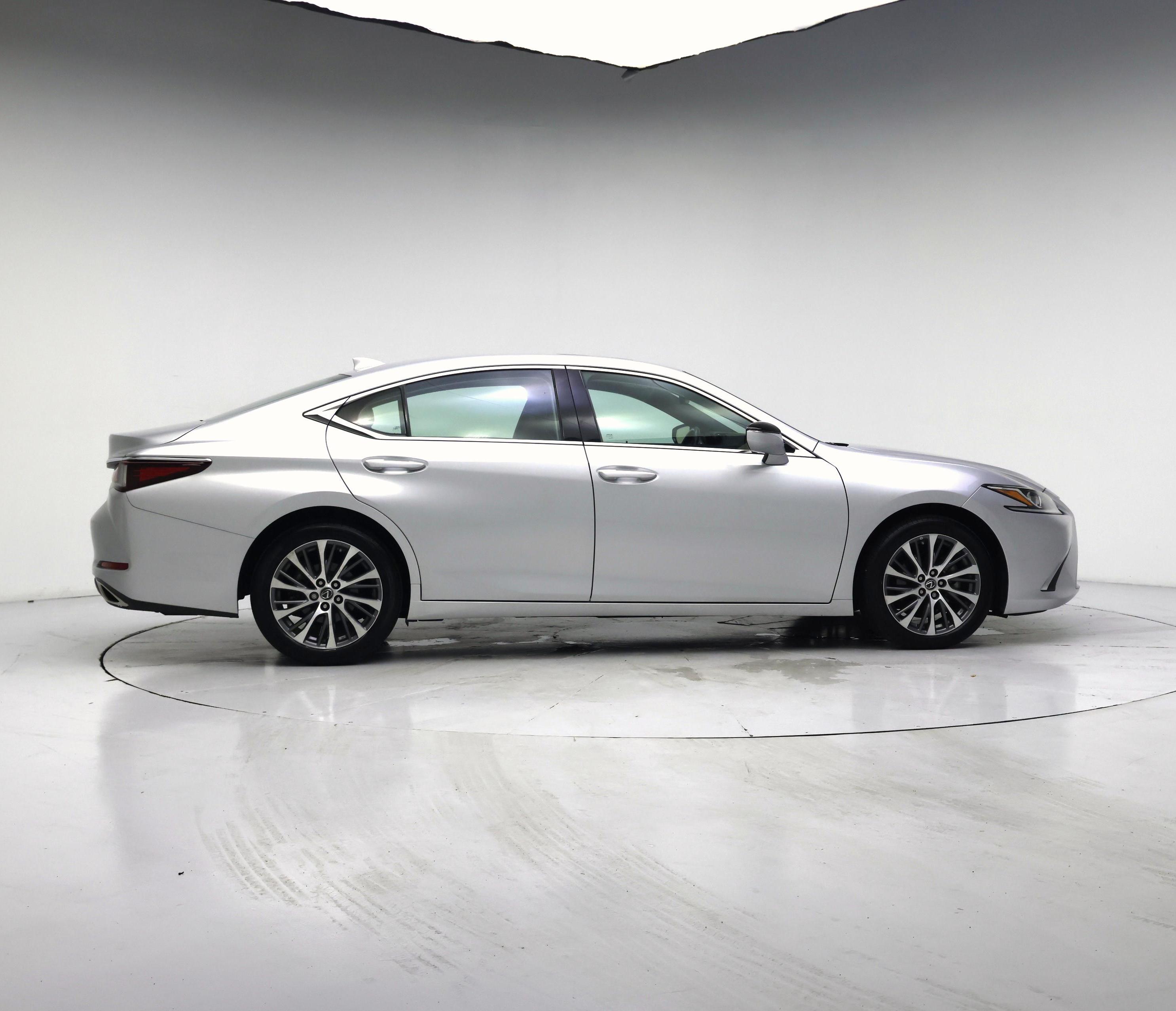 Thumbnail: 2019 Lexus ES - 7