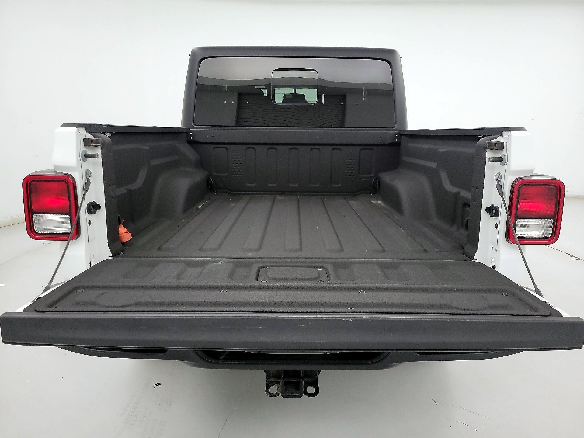 Thumbnail: 2023 Jeep Gladiator - 20