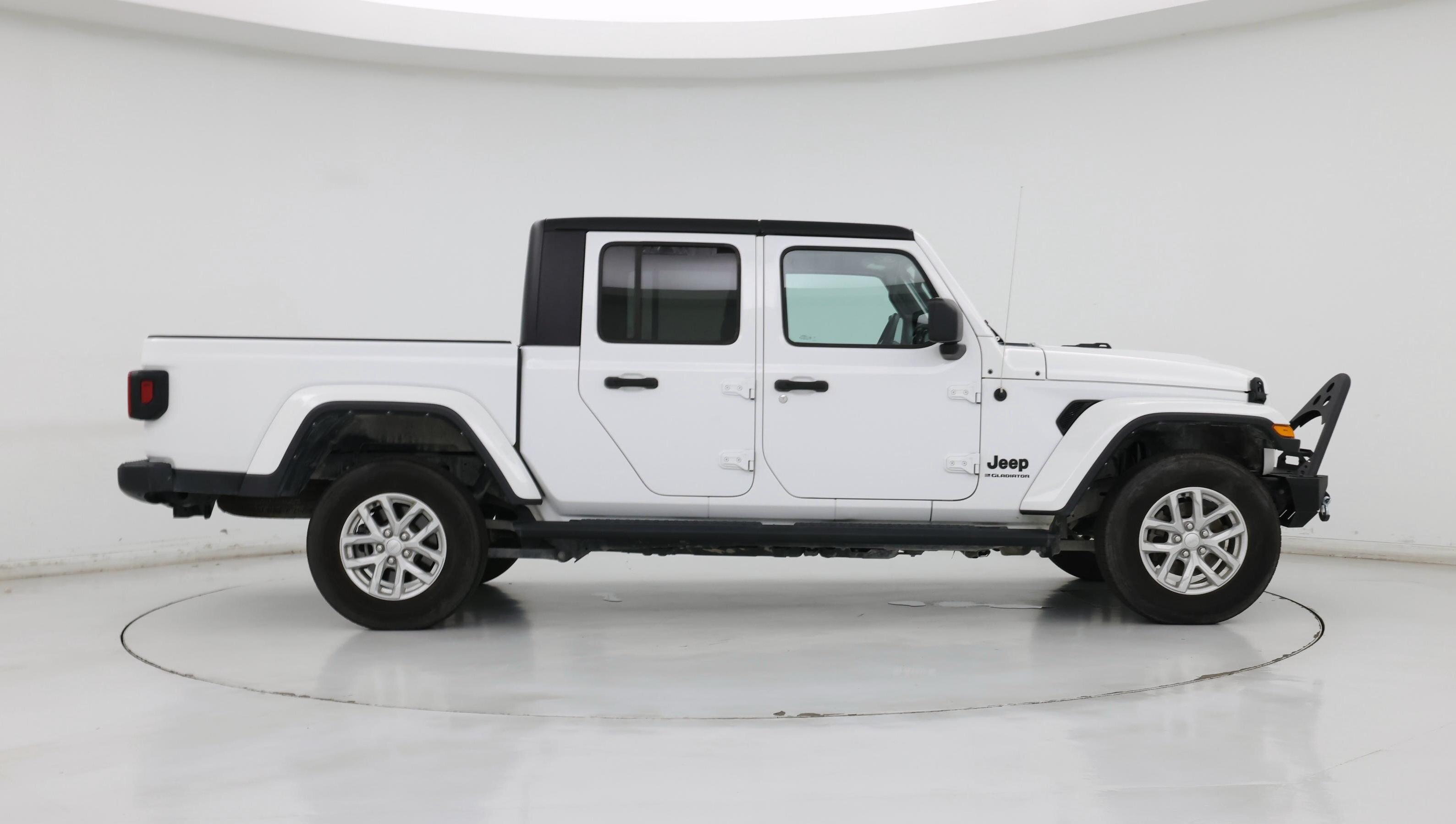 Thumbnail: 2023 Jeep Gladiator - 7