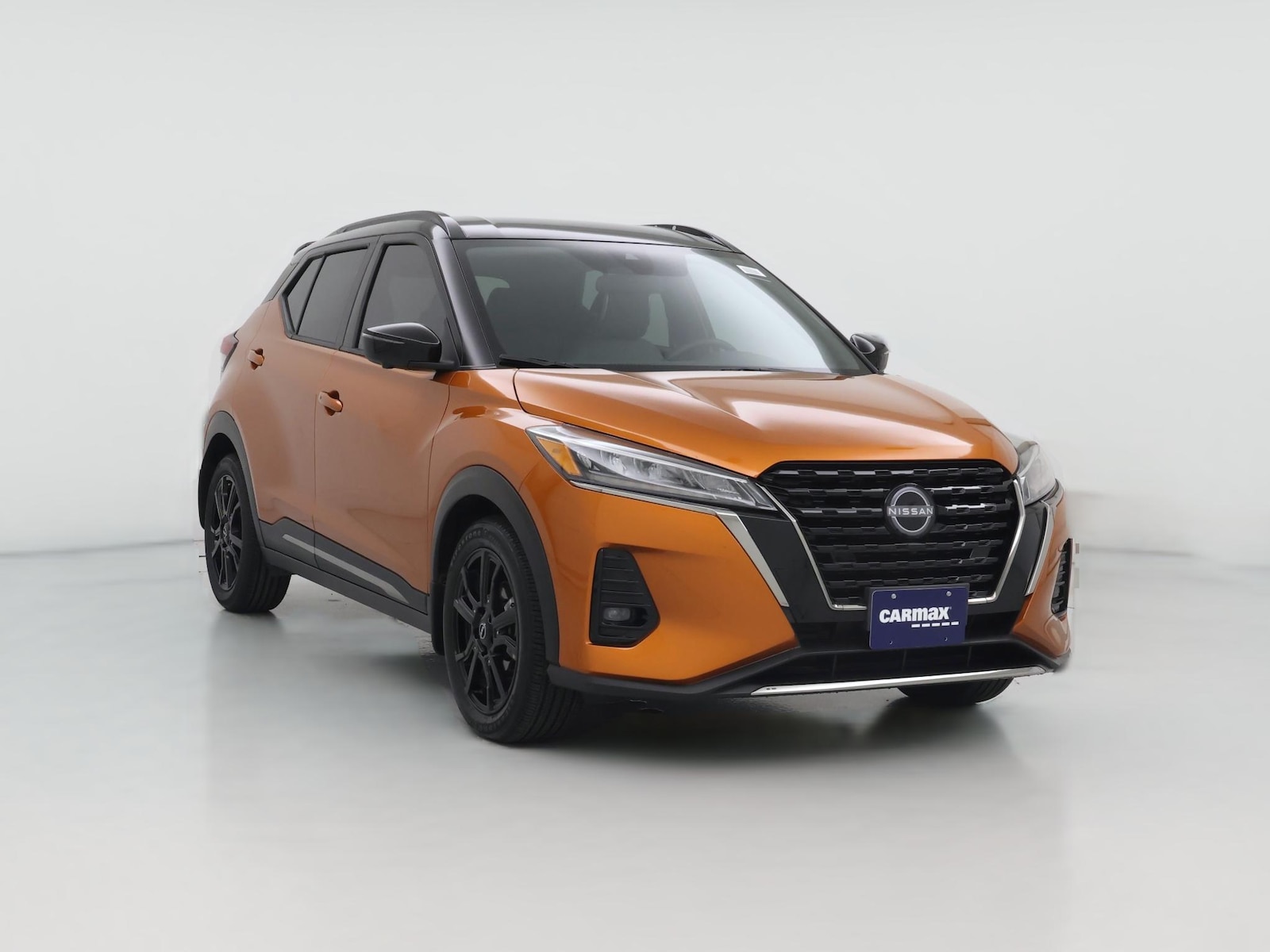 2023 Nissan Kicks SR - Photo 1