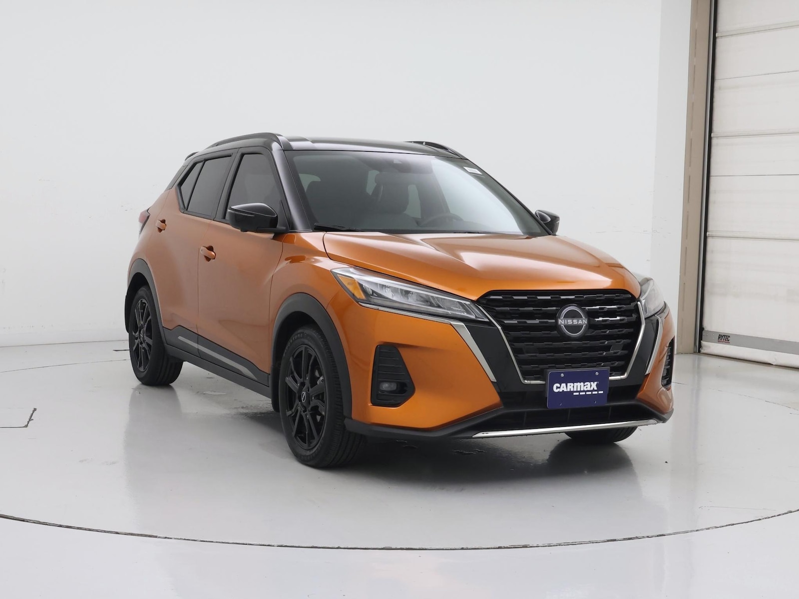 2023 Nissan Kicks SR - Photo 2