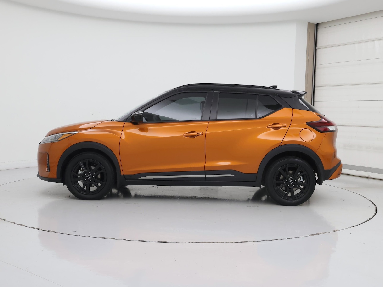 2023 Nissan Kicks SR - Photo 4