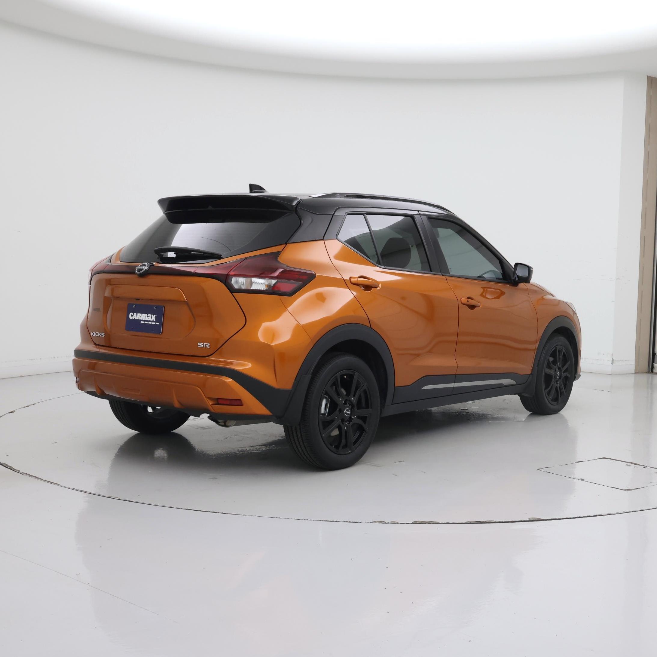 Thumbnail: 2023 Nissan Kicks - 8