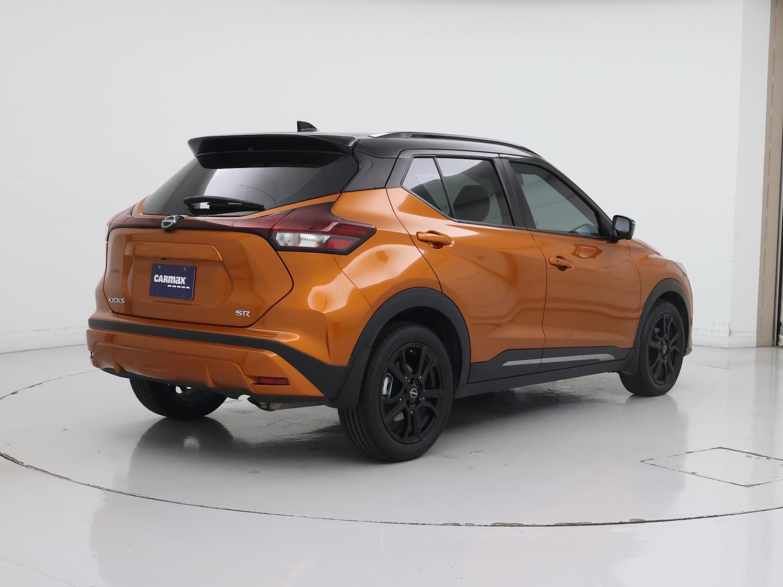 2023 Nissan Kicks SR - Photo 9