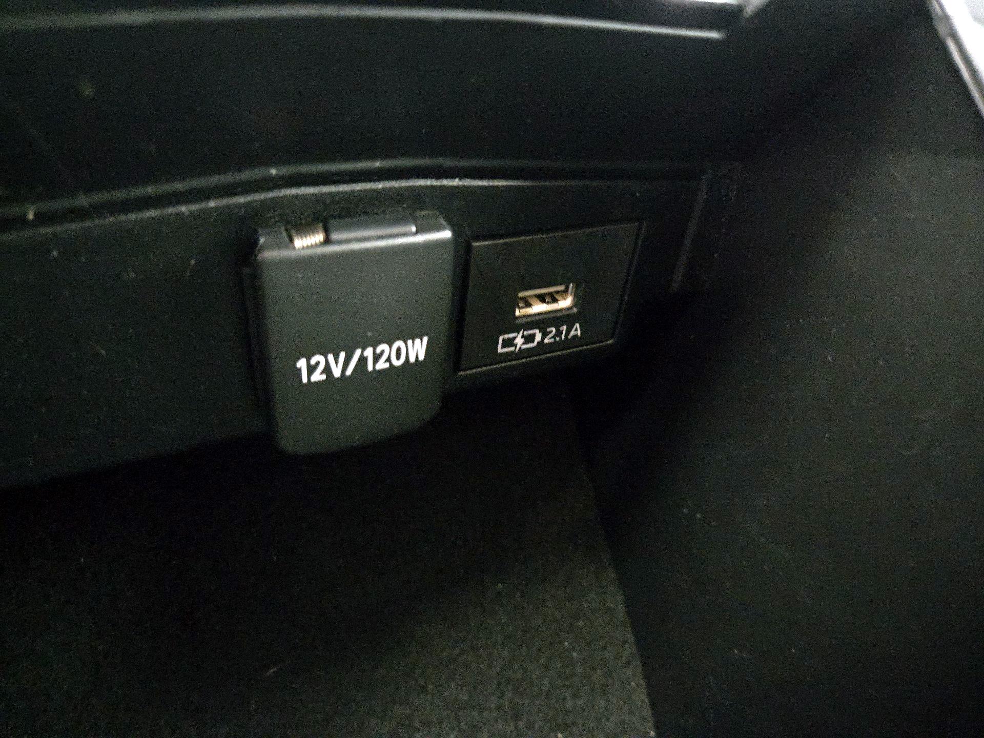 Thumbnail: 2021 Toyota Corolla - 18