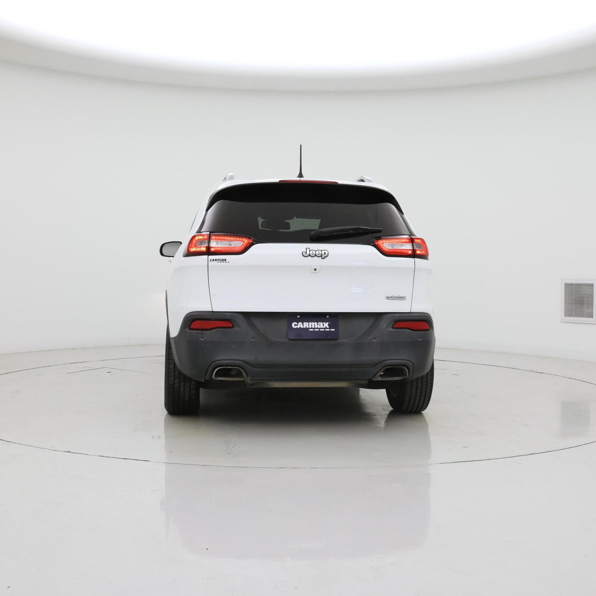 Thumbnail: 2016 Jeep Cherokee - 6