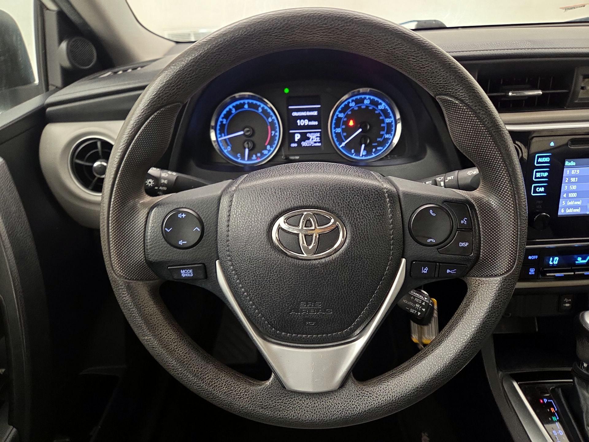 Thumbnail: 2019 Toyota Corolla - 10