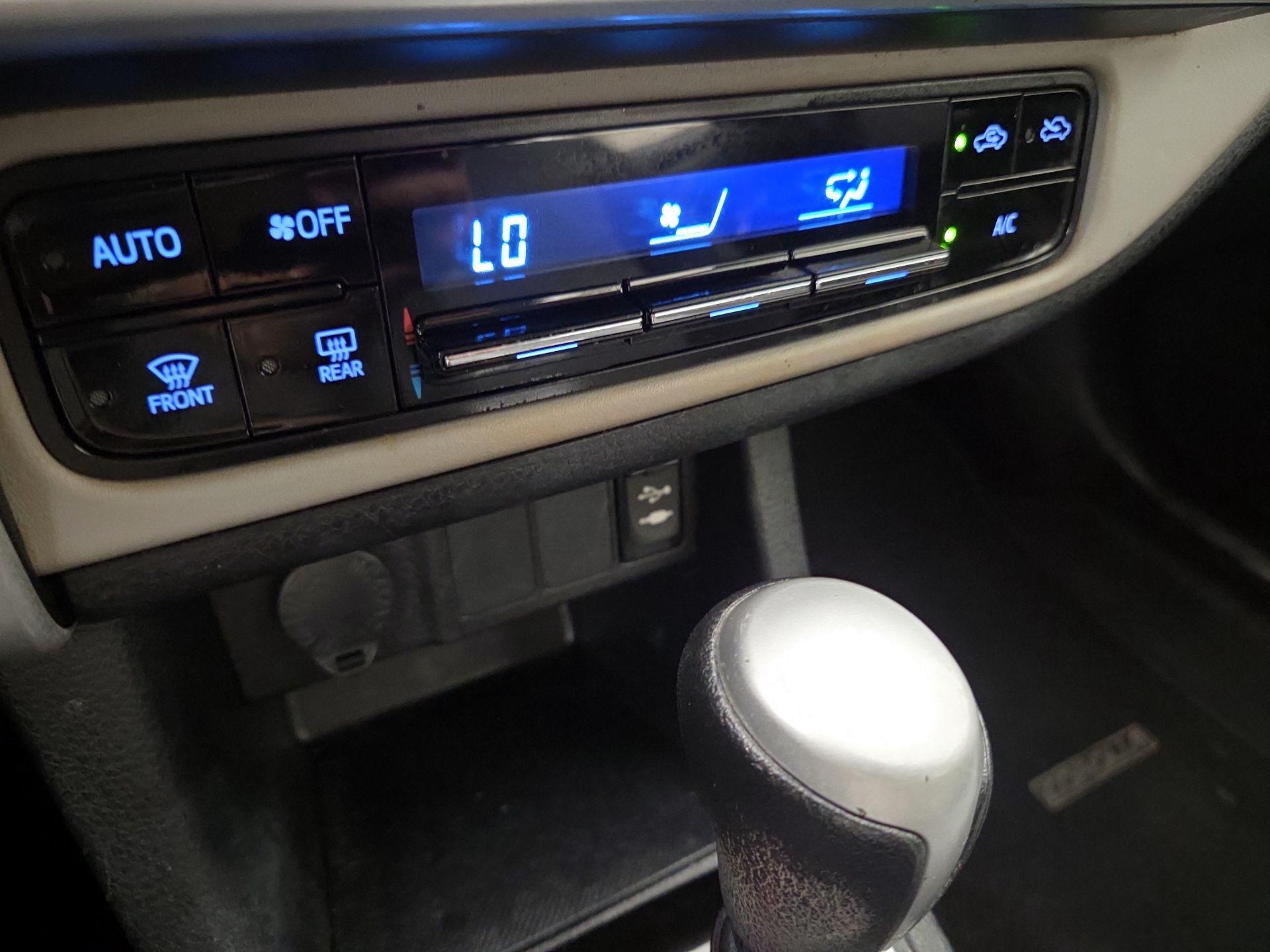 Thumbnail: 2019 Toyota Corolla - 16