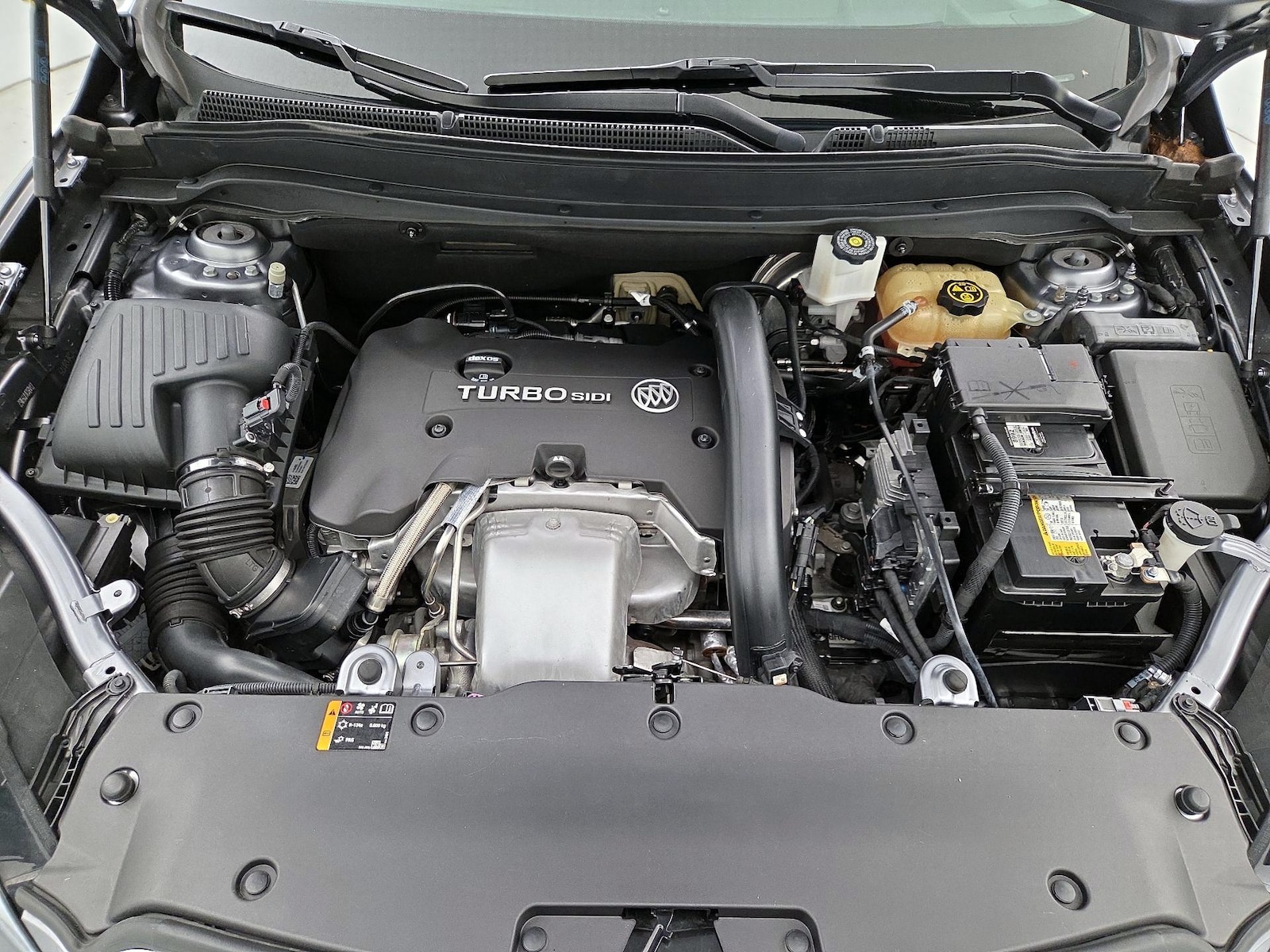 2020 Buick Envision Premium II - Photo 23
