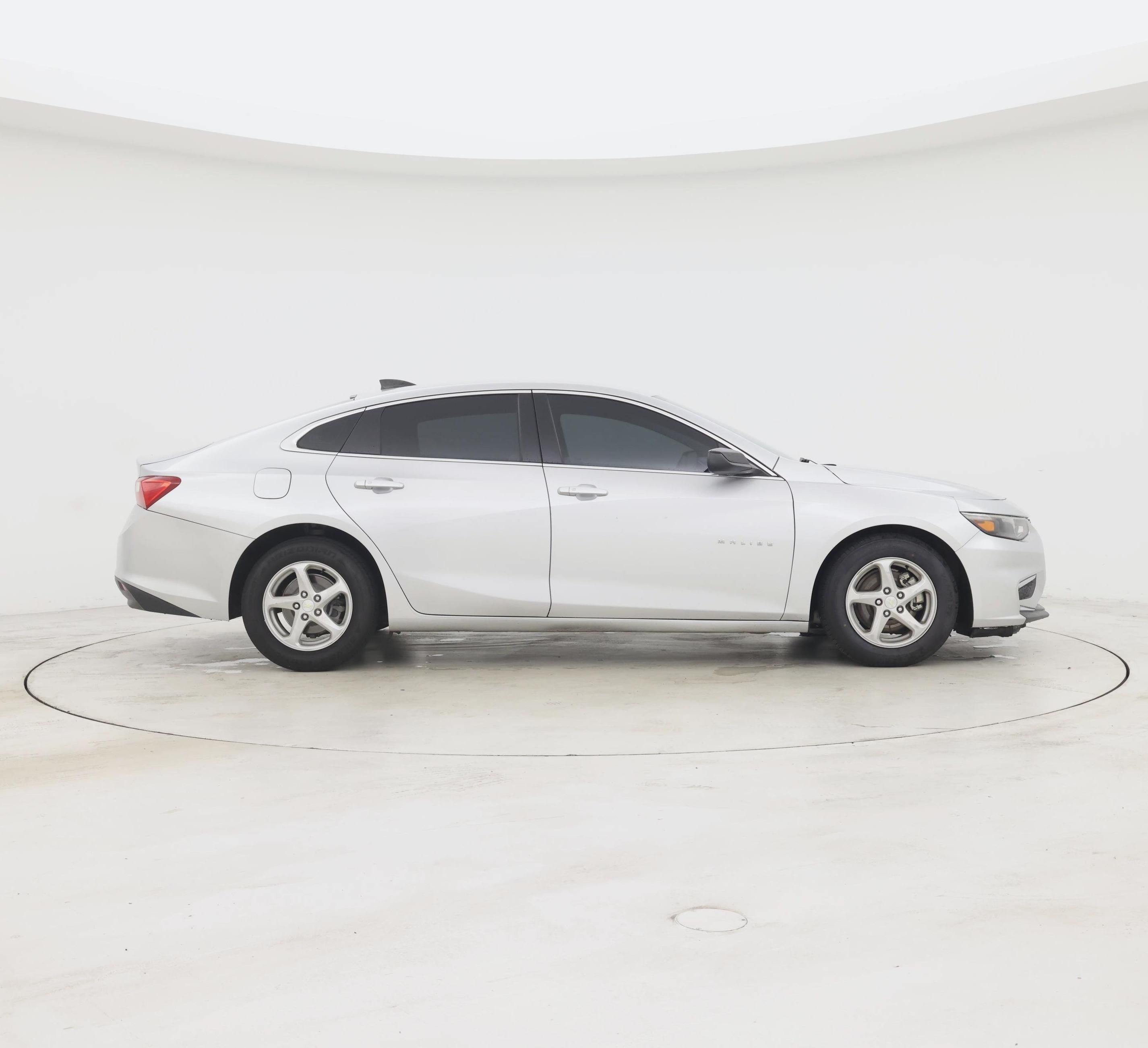 Thumbnail: 2018 Chevrolet Malibu - 7