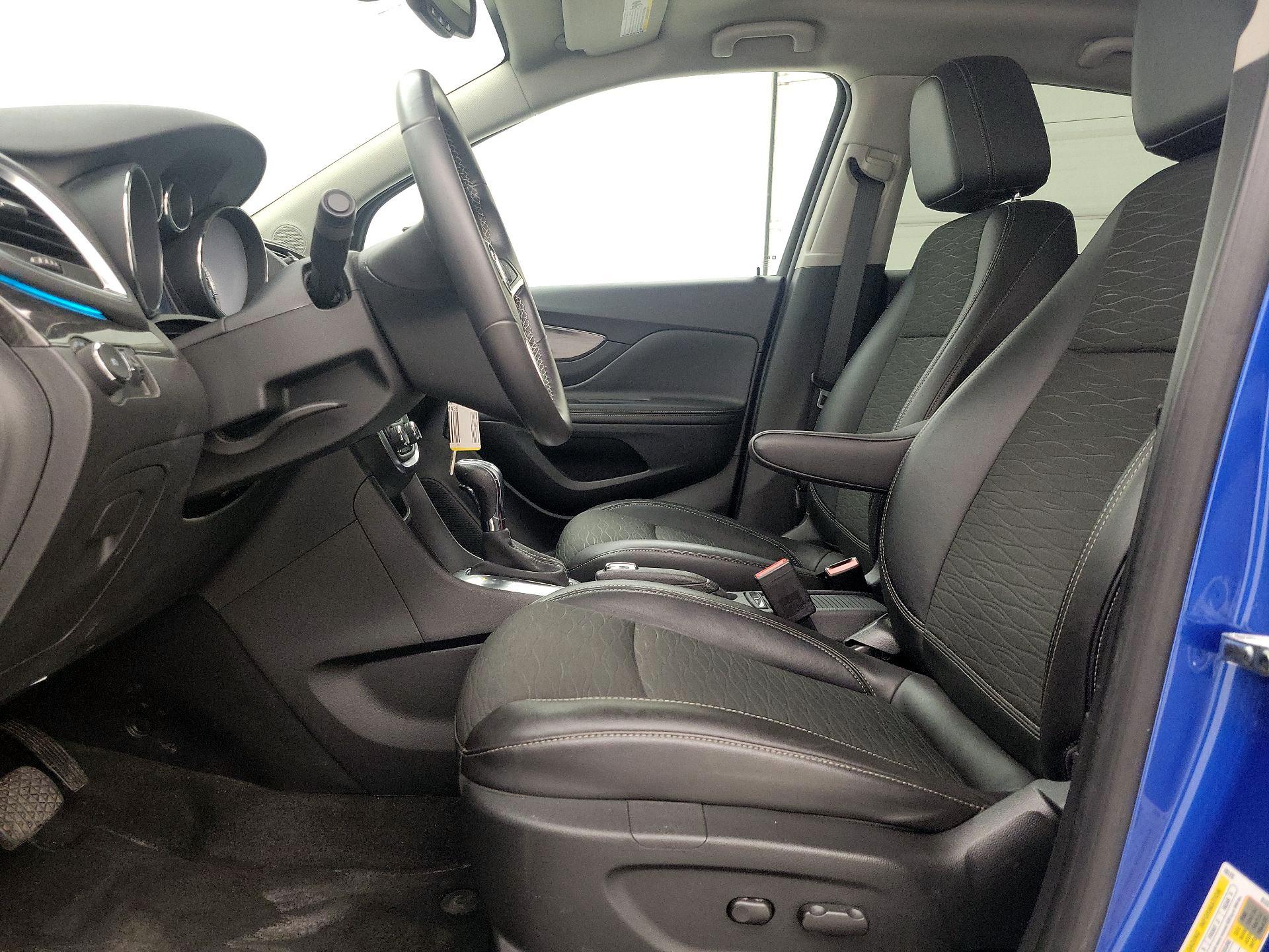 Thumbnail: 2015 Buick Encore - 11