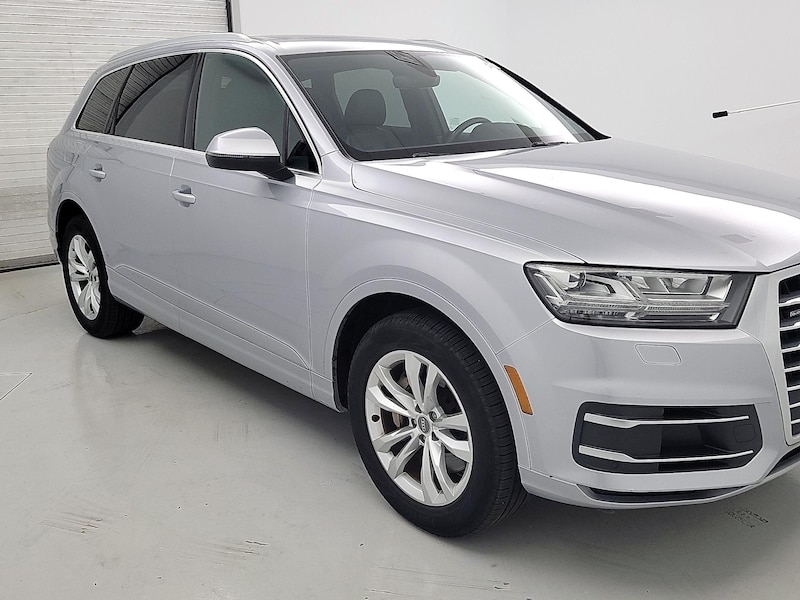 2019 Audi Q7 Premium Plus -
                  Sicklerville, NJ