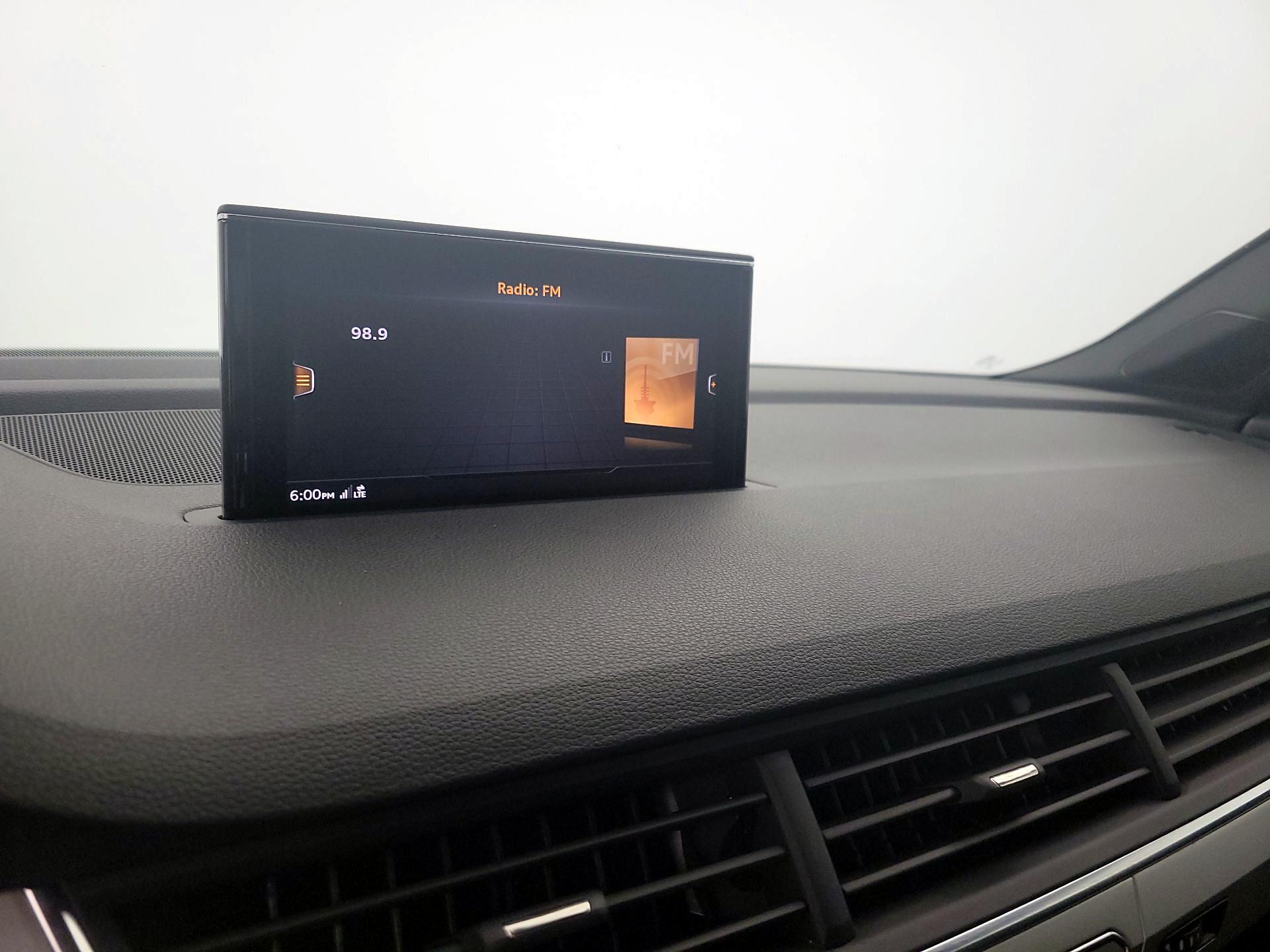 Thumbnail: 2019 Audi Q7 - 13