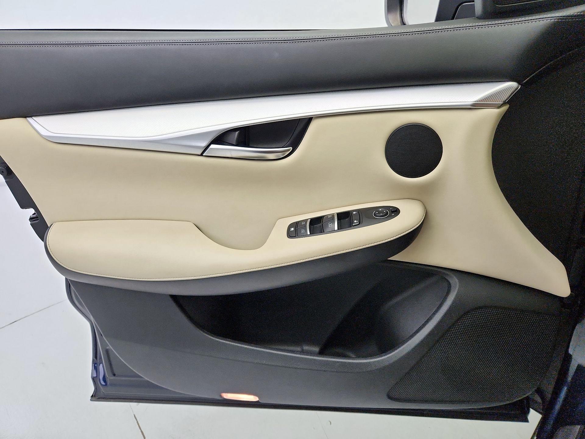 Thumbnail: 2021 INFINITI QX50 - 12