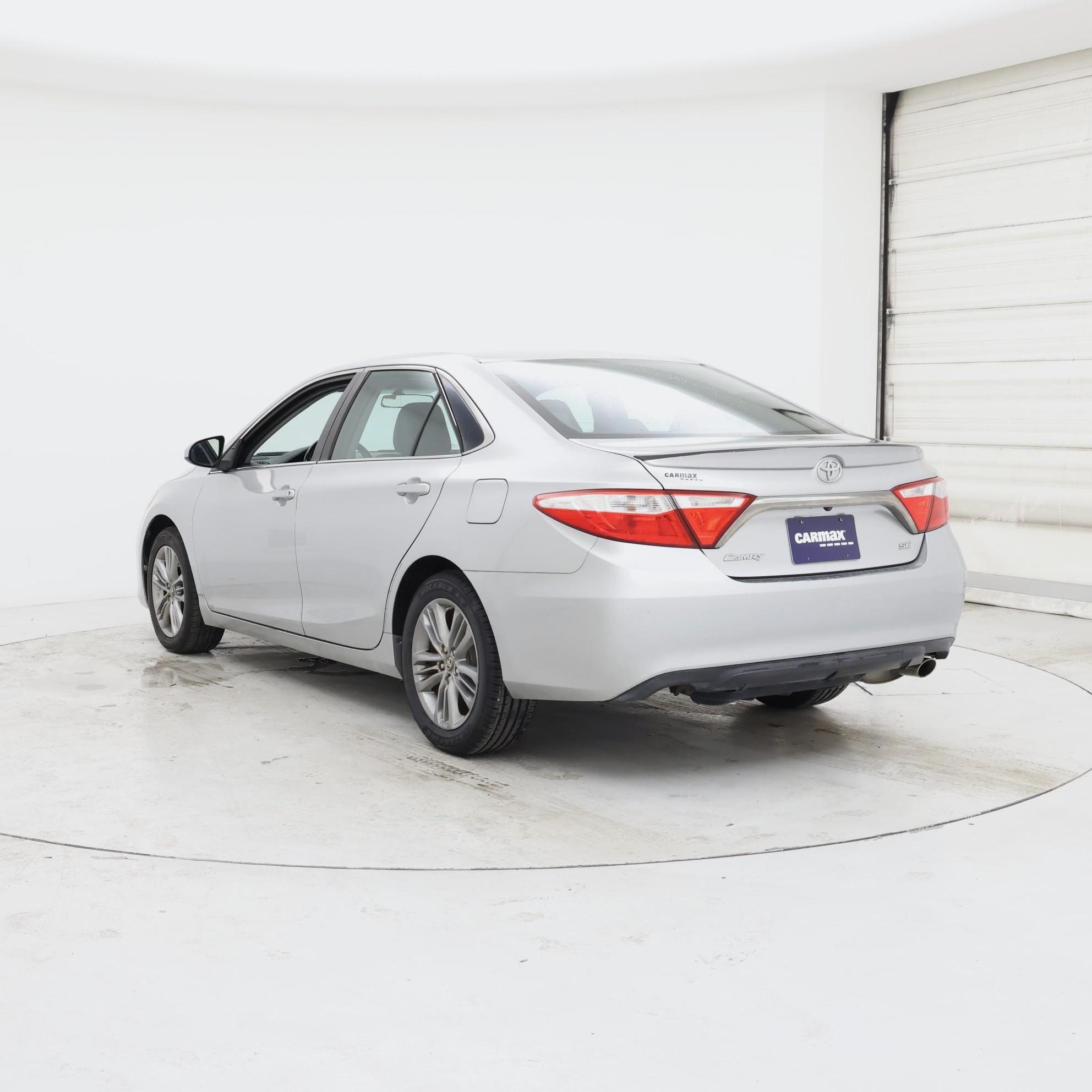 Thumbnail: 2016 Toyota Camry - 2