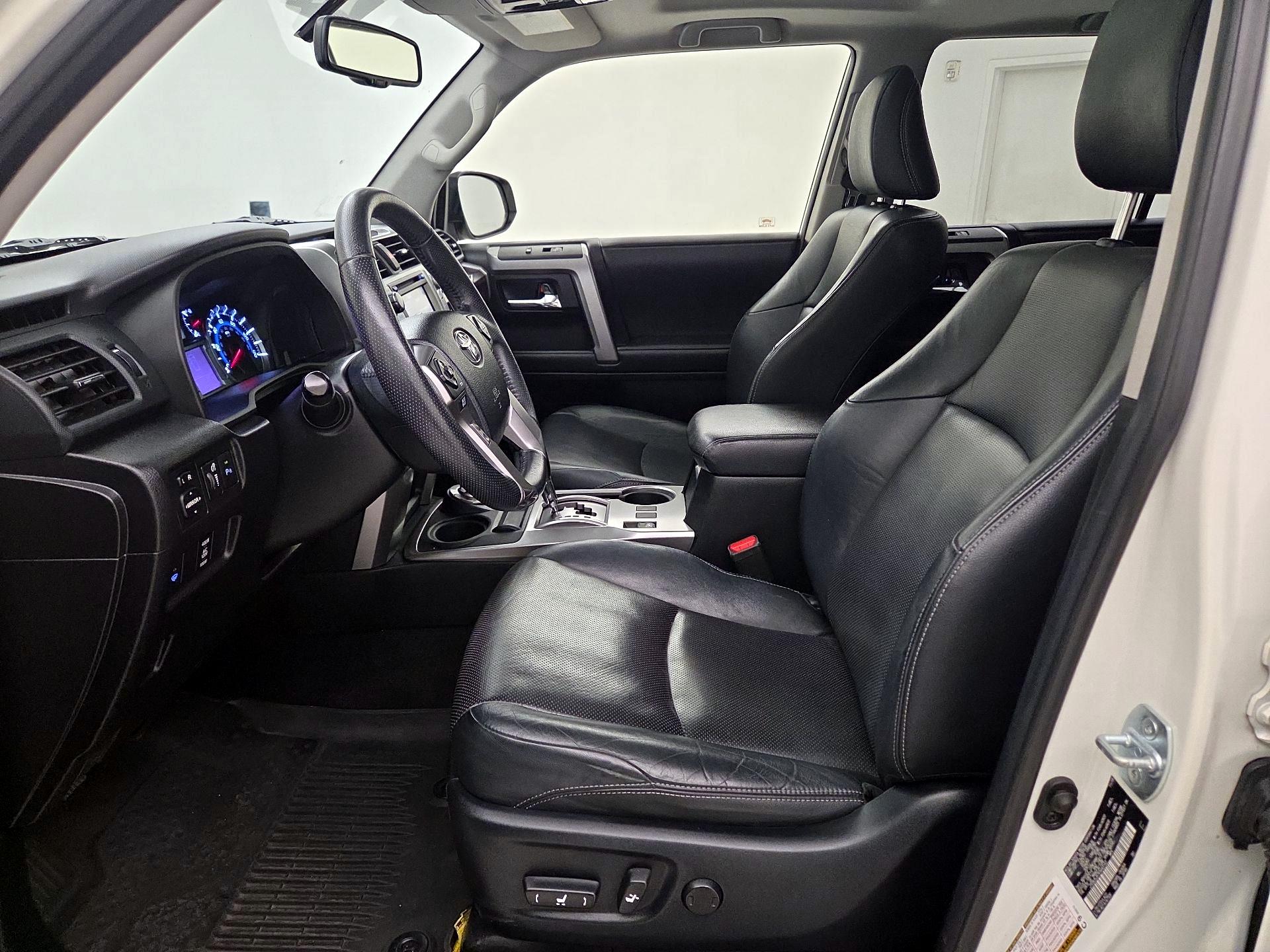 Thumbnail: 2019 Toyota 4Runner - 11
