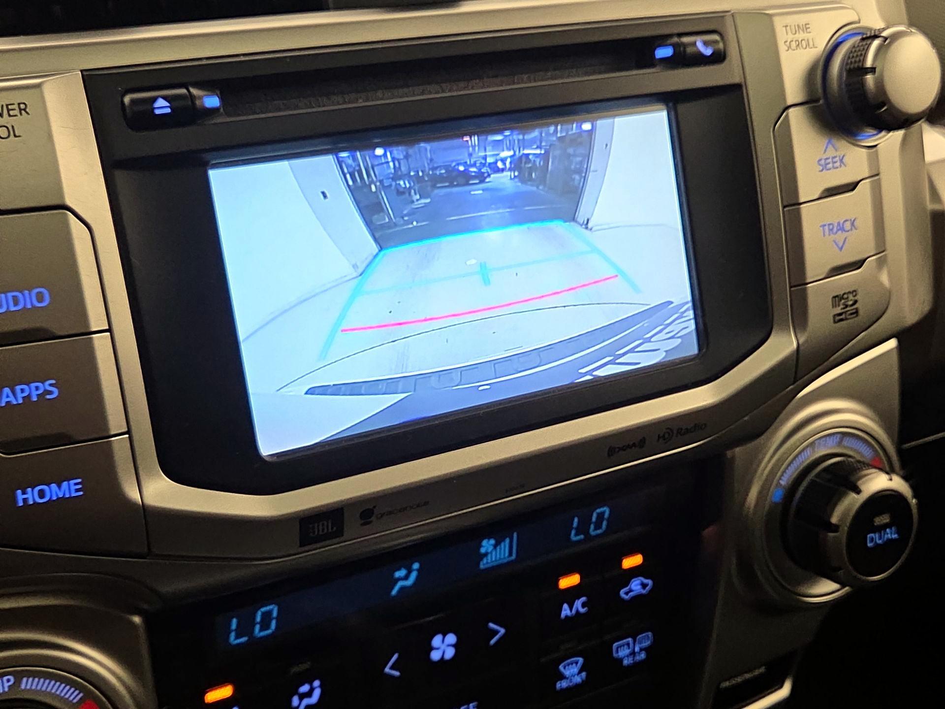 Thumbnail: 2019 Toyota 4Runner - 14